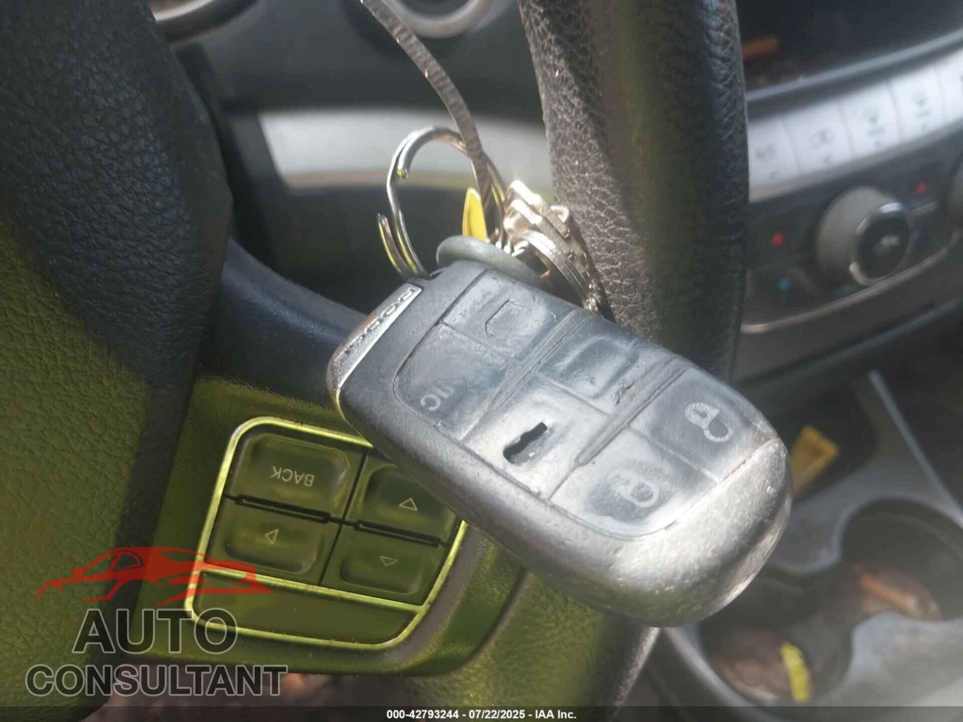 DODGE JOURNEY 2012 - 3C4PDCBG5CT199679
