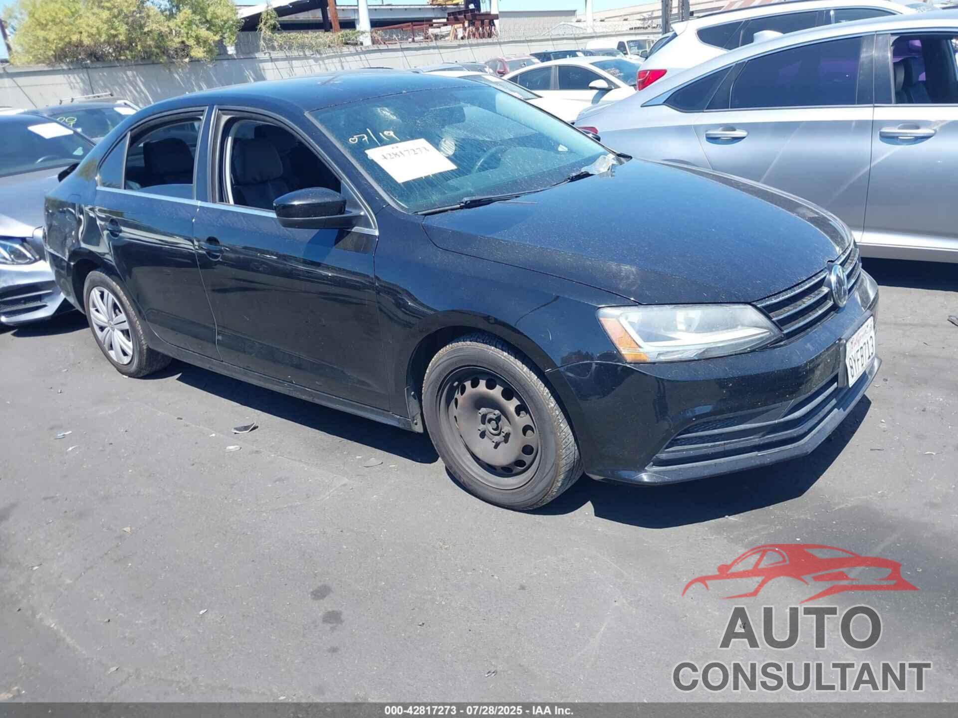 VOLKSWAGEN JETTA 2017 - 3VW2B7AJXHM379050