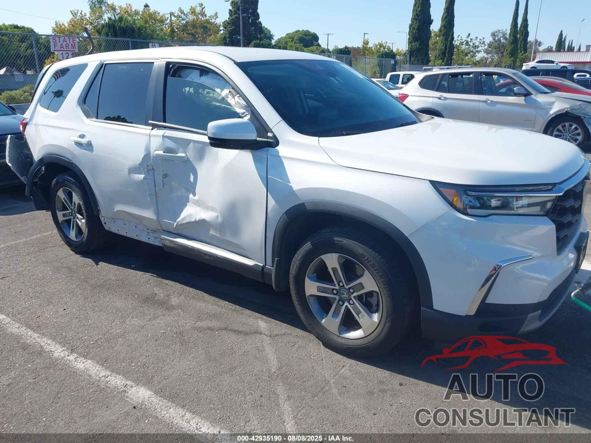 HONDA PILOT 2023 - 5FNYG2H47PB002776