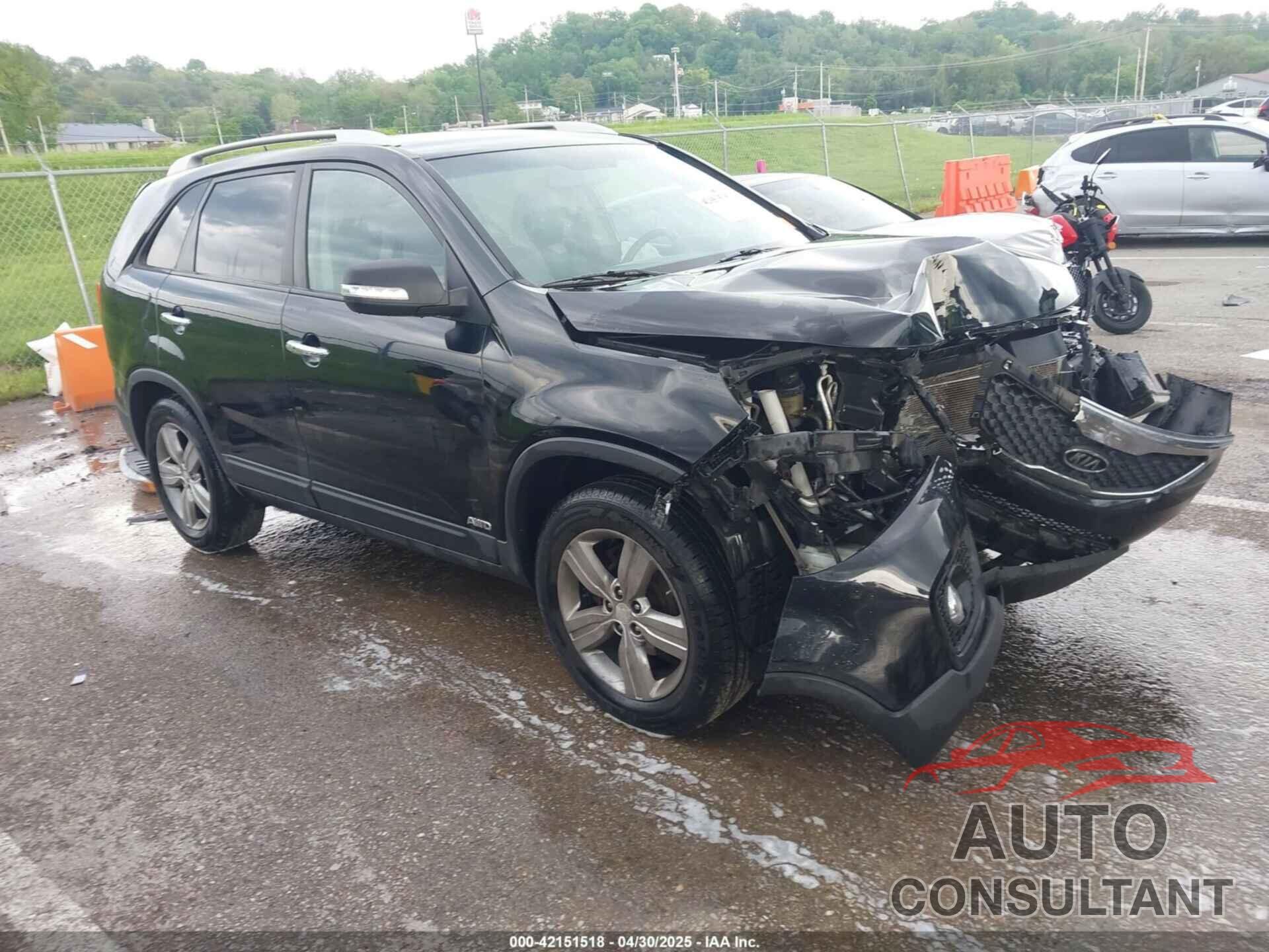 KIA SORENTO 2013 - 5XYKUDA61DG391361