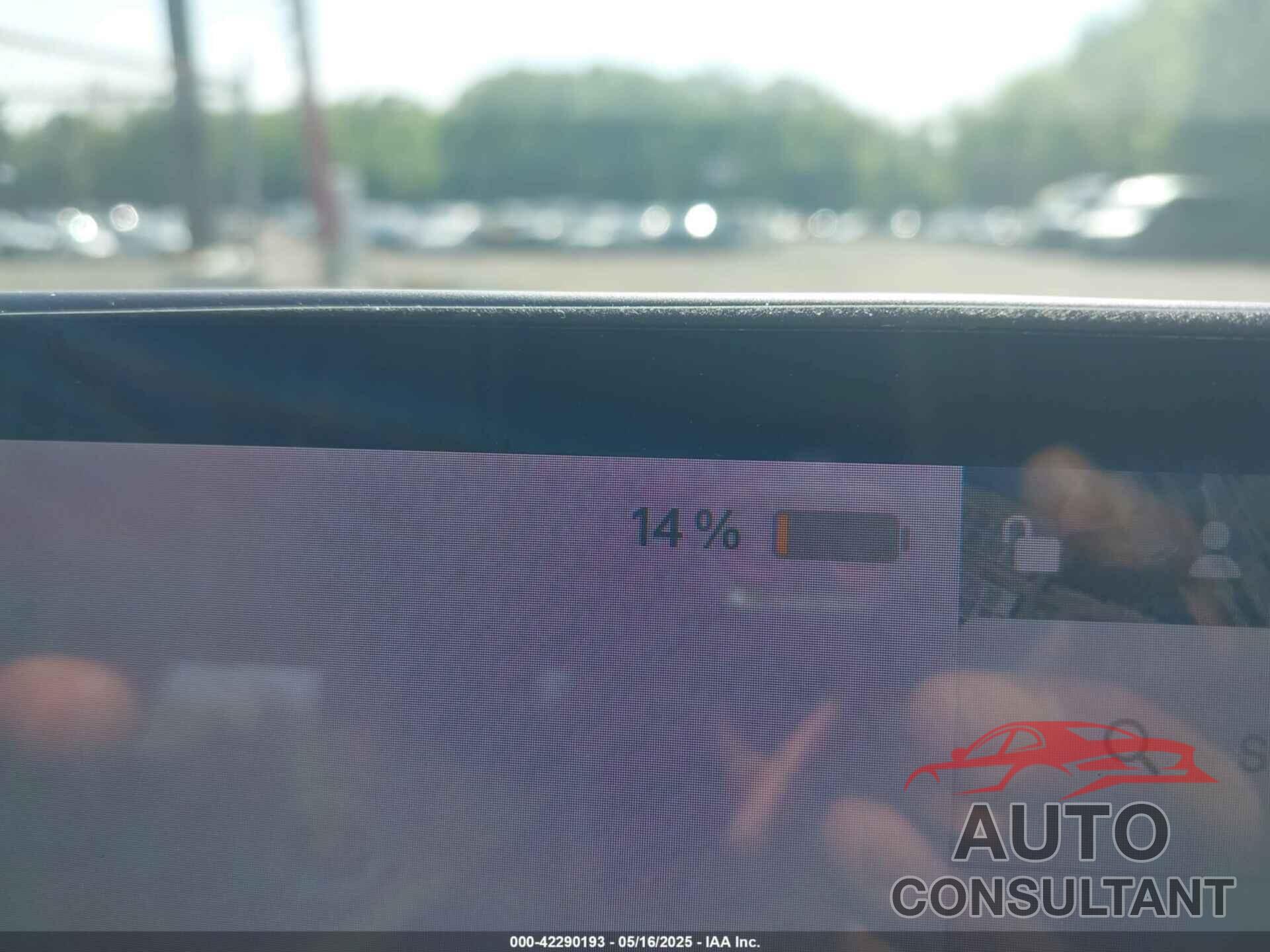 TESLA MODEL 3 2018 - 5YJ3E1EB9JF086703