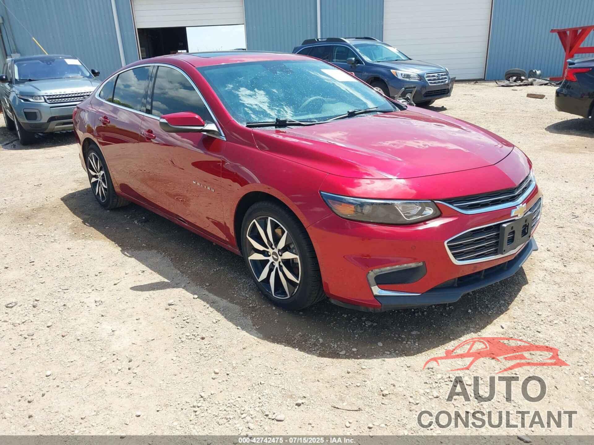 CHEVROLET MALIBU 2017 - 1G1ZE5ST9HF221434