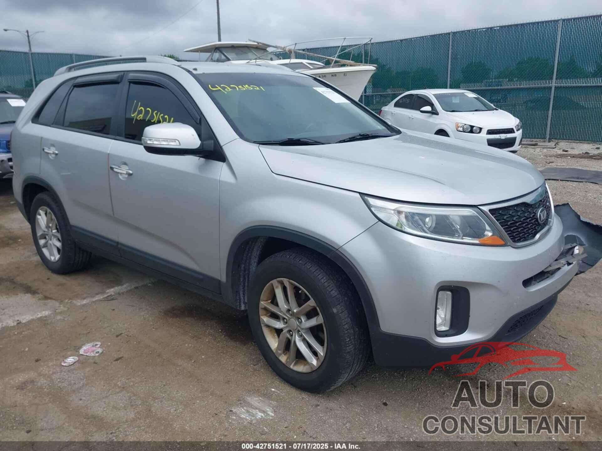 KIA SORENTO 2015 - 5XYKT3A69FG620286