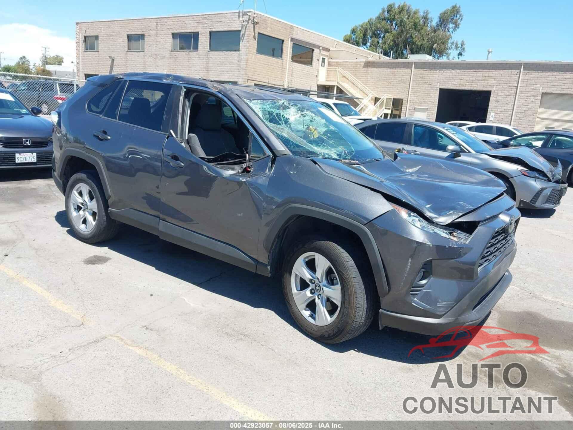 TOYOTA RAV4 2019 - 2T3W1RFV9KW011639