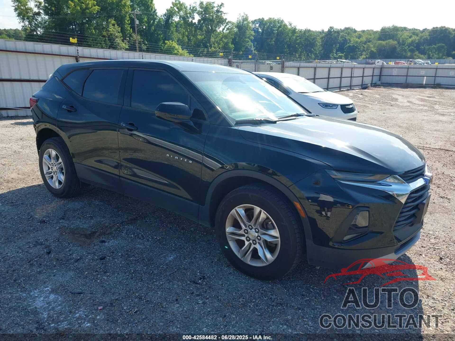 CHEVROLET BLAZER 2019 - 3GNKBBRA6KS682735