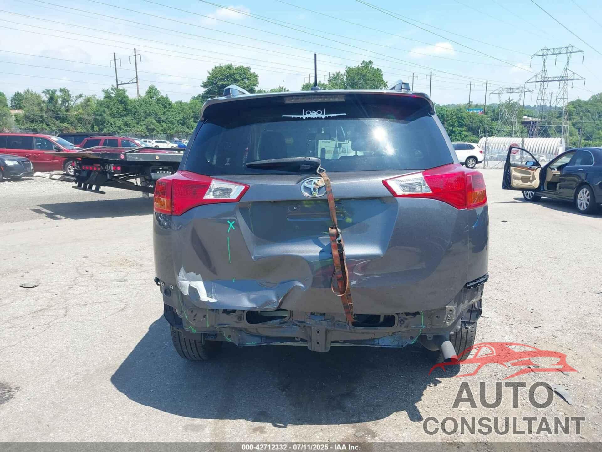 TOYOTA RAV4 2015 - JTMWFREV2FJ051794