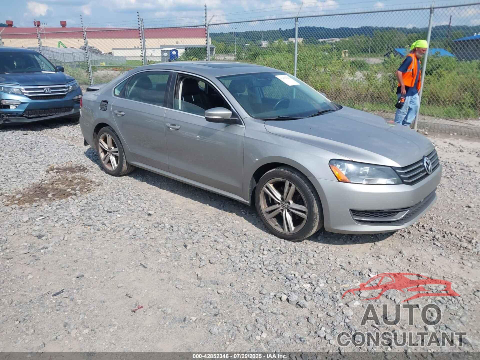 VOLKSWAGEN PASSAT 2014 - 1VWBH7A3XEC002814