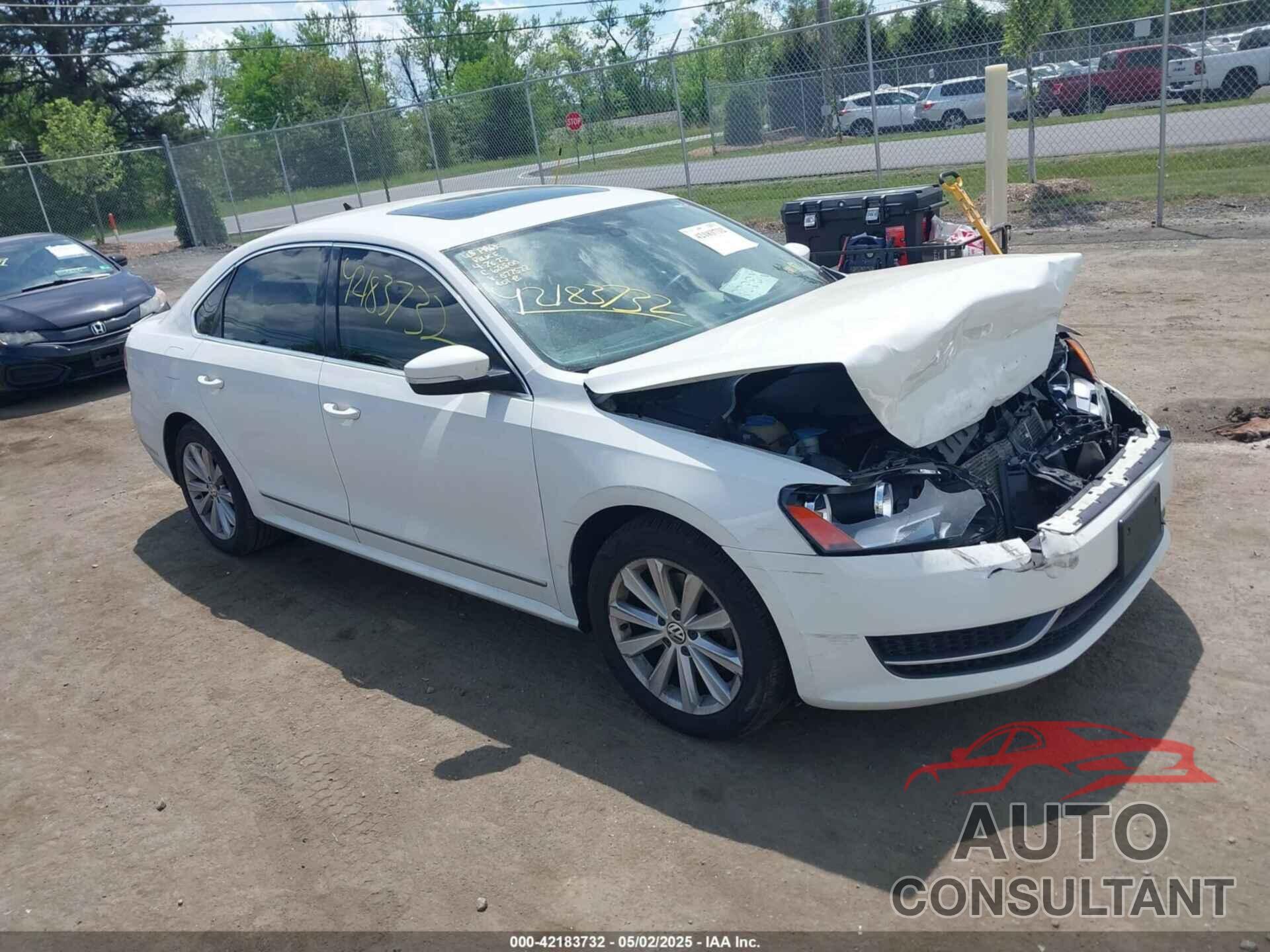 VOLKSWAGEN PASSAT 2013 - 1VWCP7A31DC077522