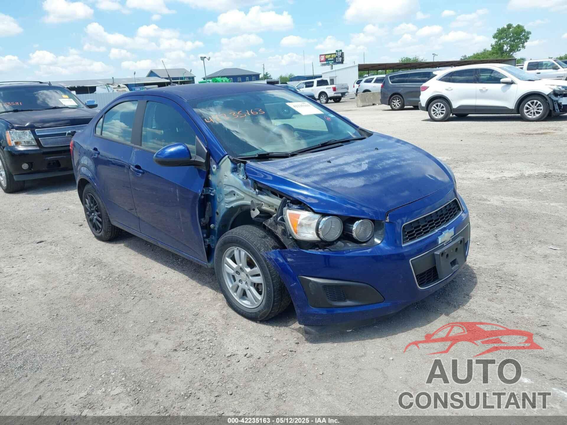 CHEVROLET SONIC 2014 - 1G1JA5SH9E4151803