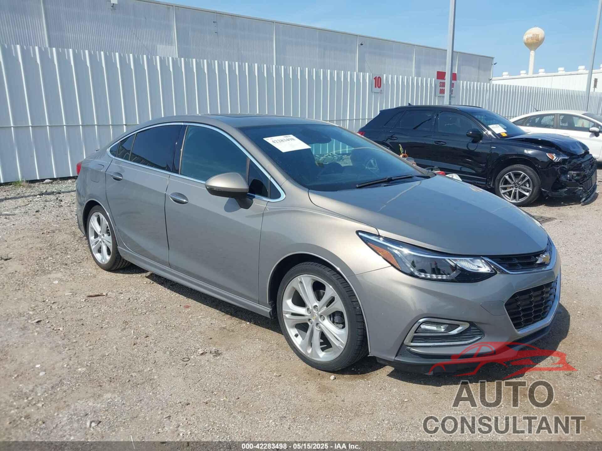 CHEVROLET CRUZE 2018 - 1G1BF5SM1J7159339