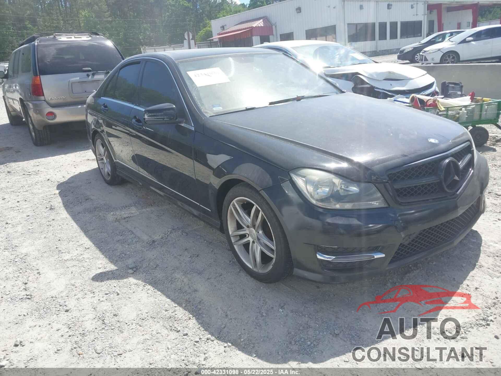 MERCEDES-BENZ C 250 2013 - WDDGF4HB5DA827184