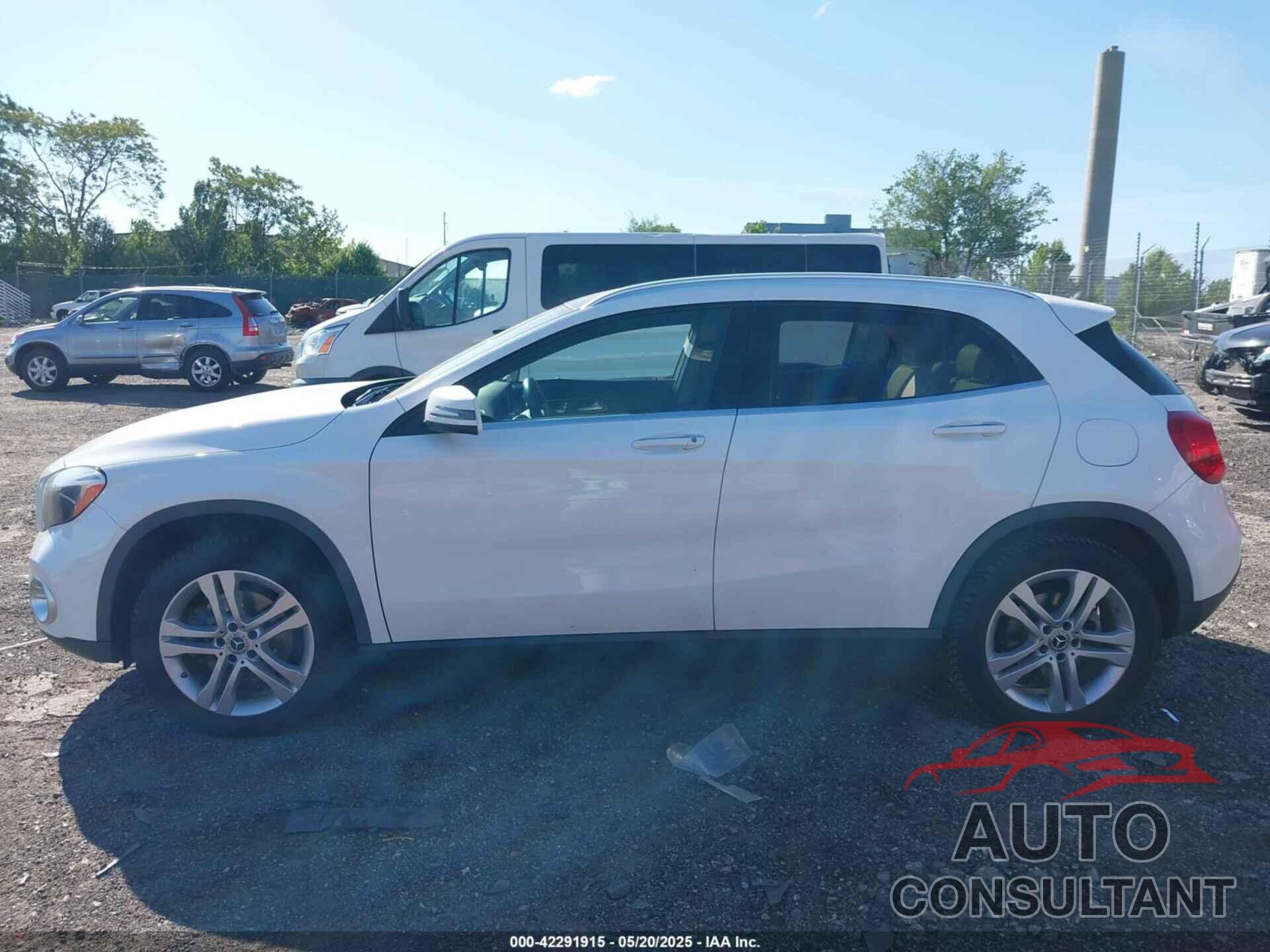 MERCEDES-BENZ GLA 250 2019 - WDCTG4GBXKU003890