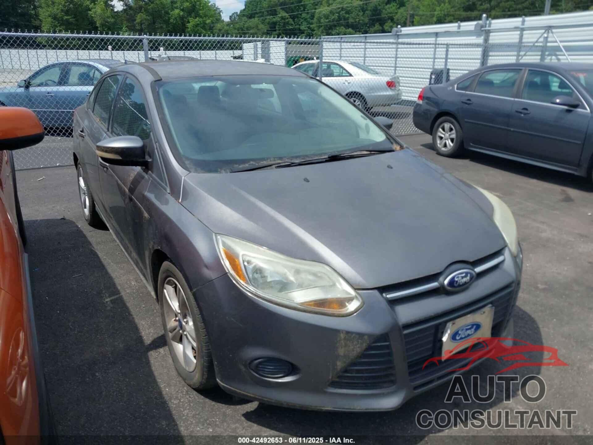 FORD FOCUS 2014 - 1FADP3F27EL371675