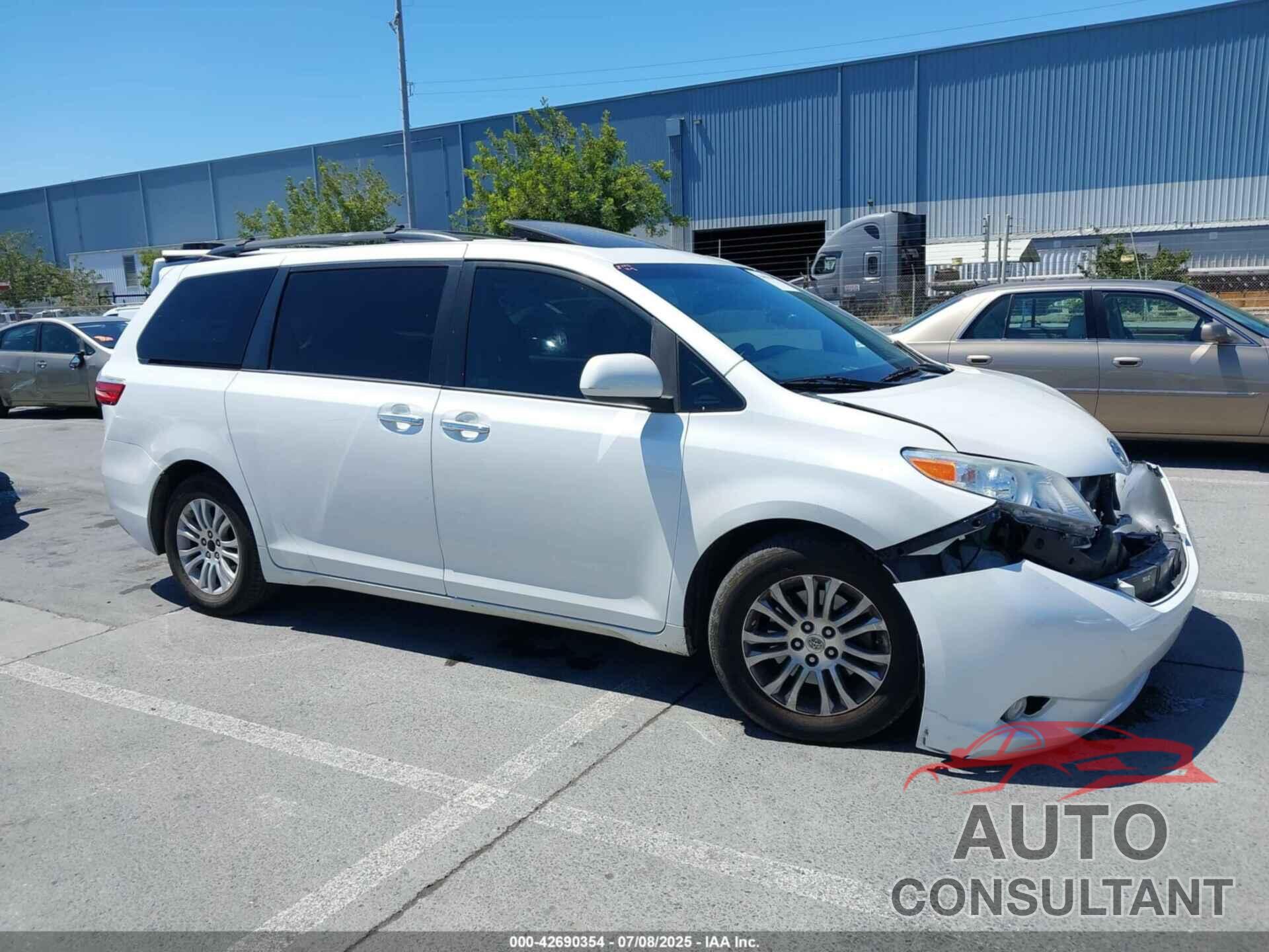 TOYOTA SIENNA 2015 - 5TDYK3DC1FS574471