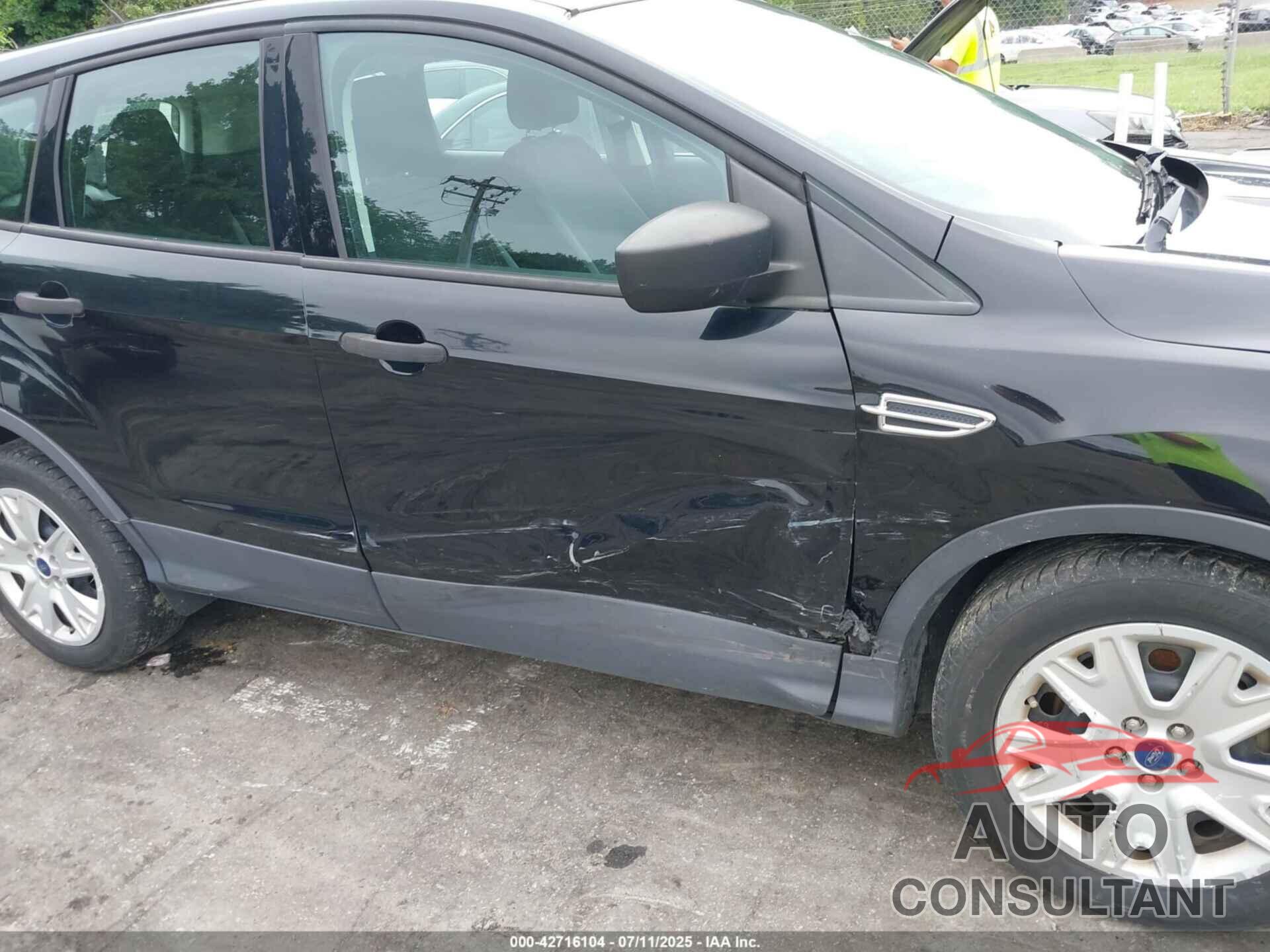 FORD ESCAPE 2016 - 1FMCU0F77GUA59874