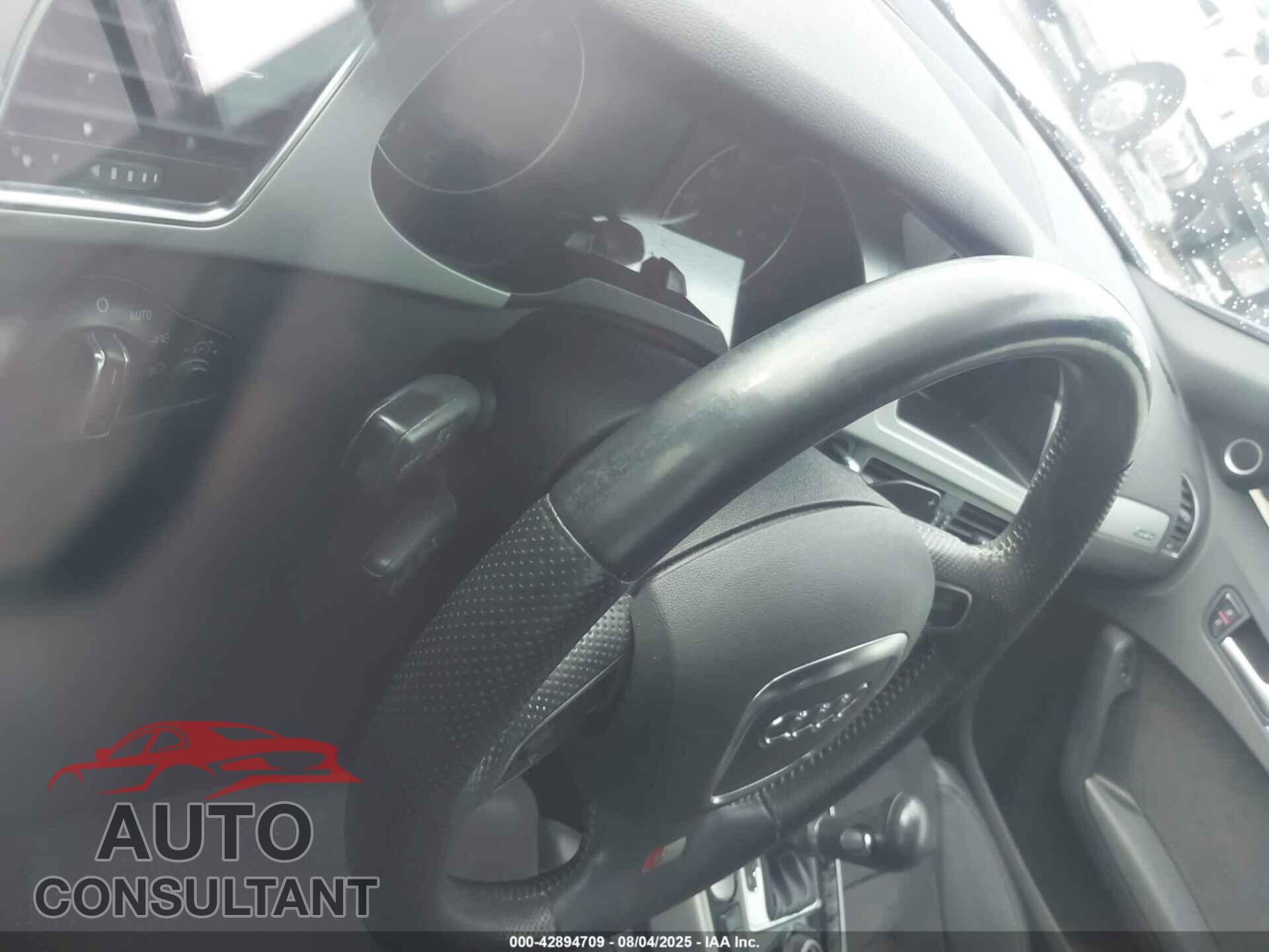 AUDI A4 2012 - WAUKFAFL7CA112935