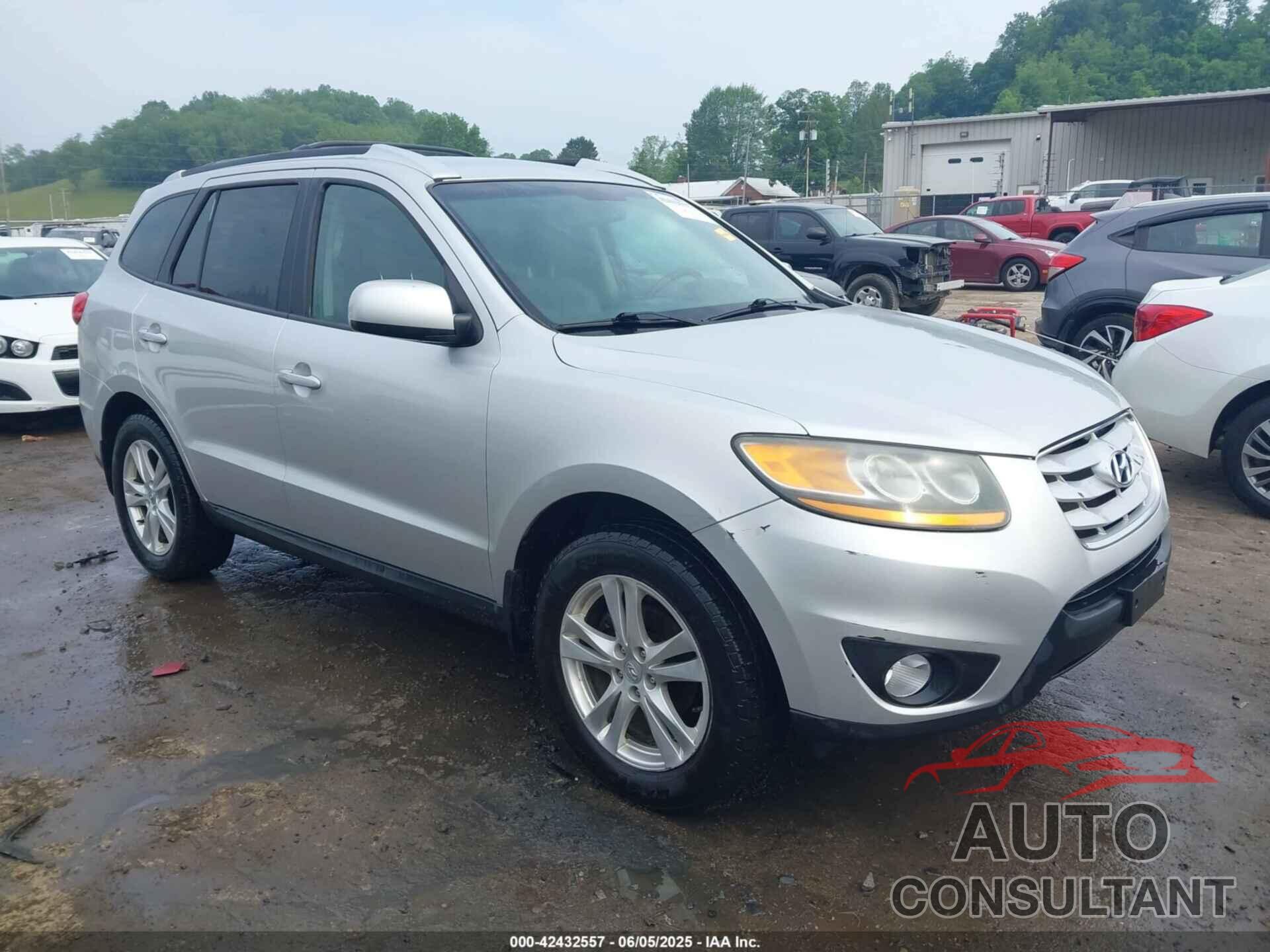 HYUNDAI SANTA FE 2011 - 5XYZHDAG1BG049661