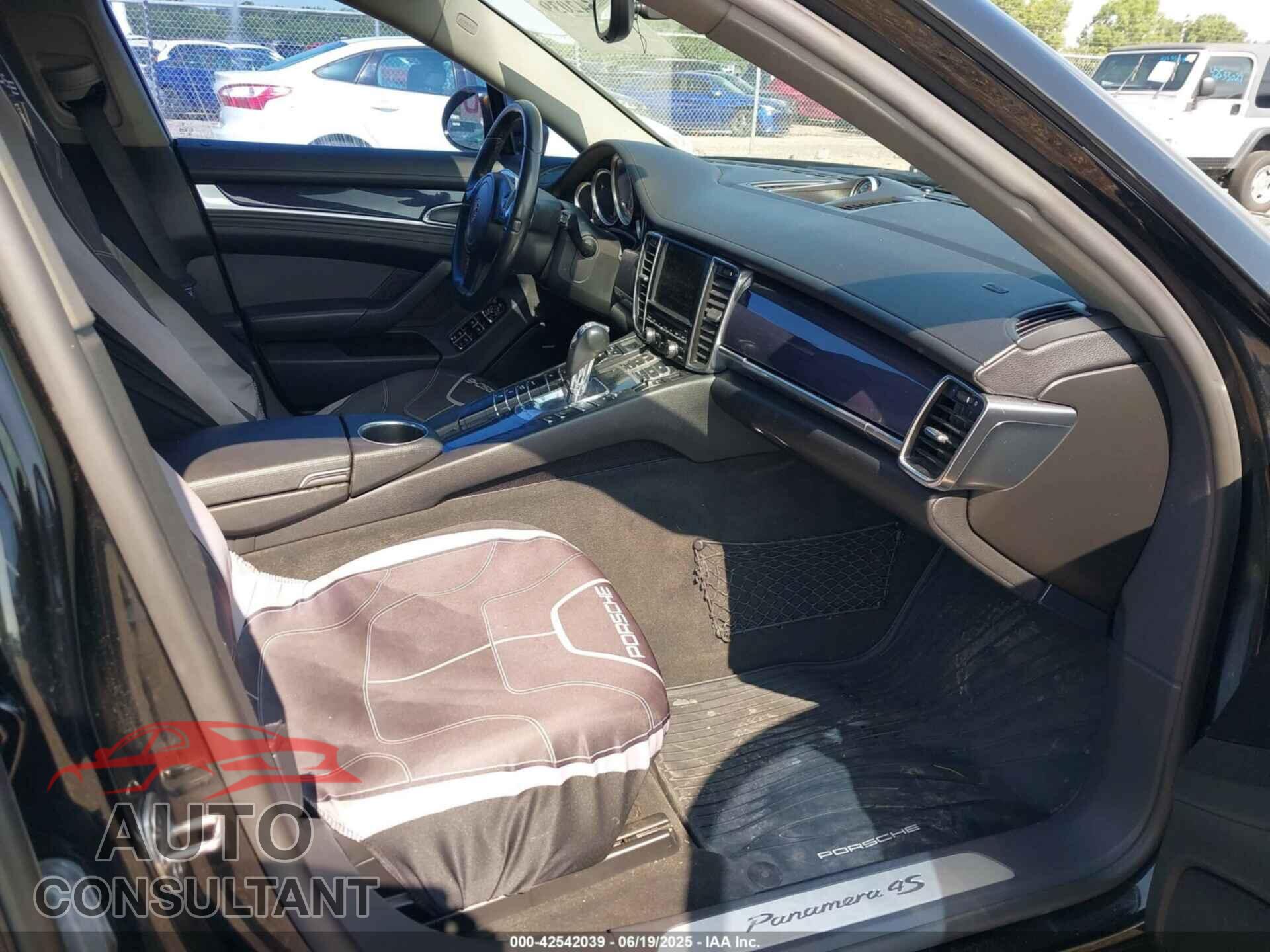 PORSCHE PANAMERA 2011 - WP0AB2A71BL060697