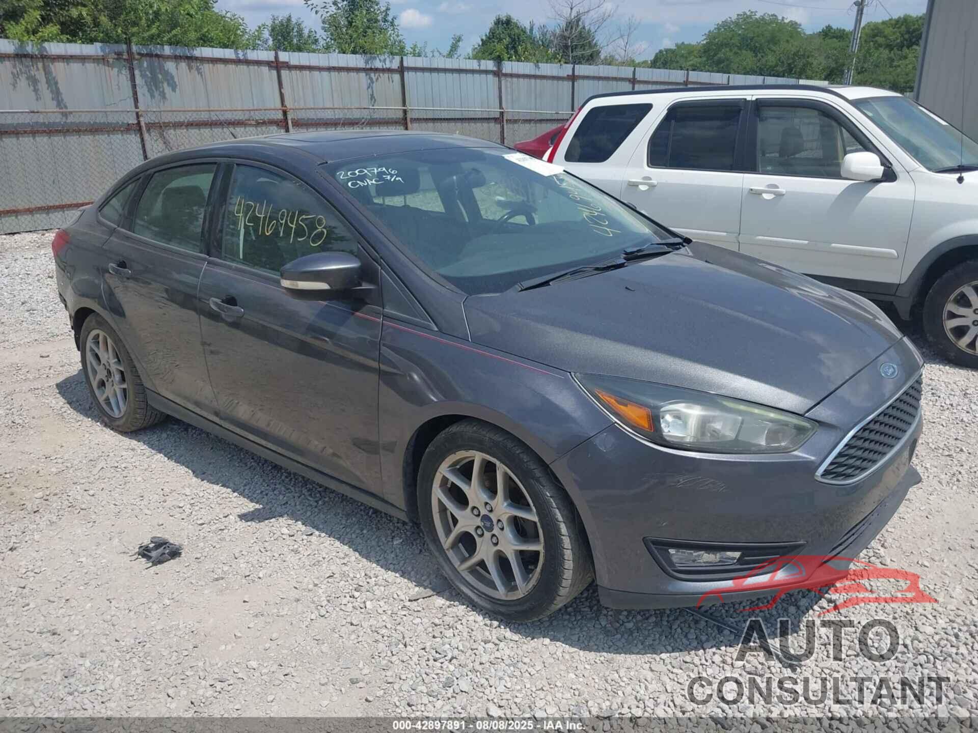 FORD FOCUS 2015 - 1FADP3F28FL209796