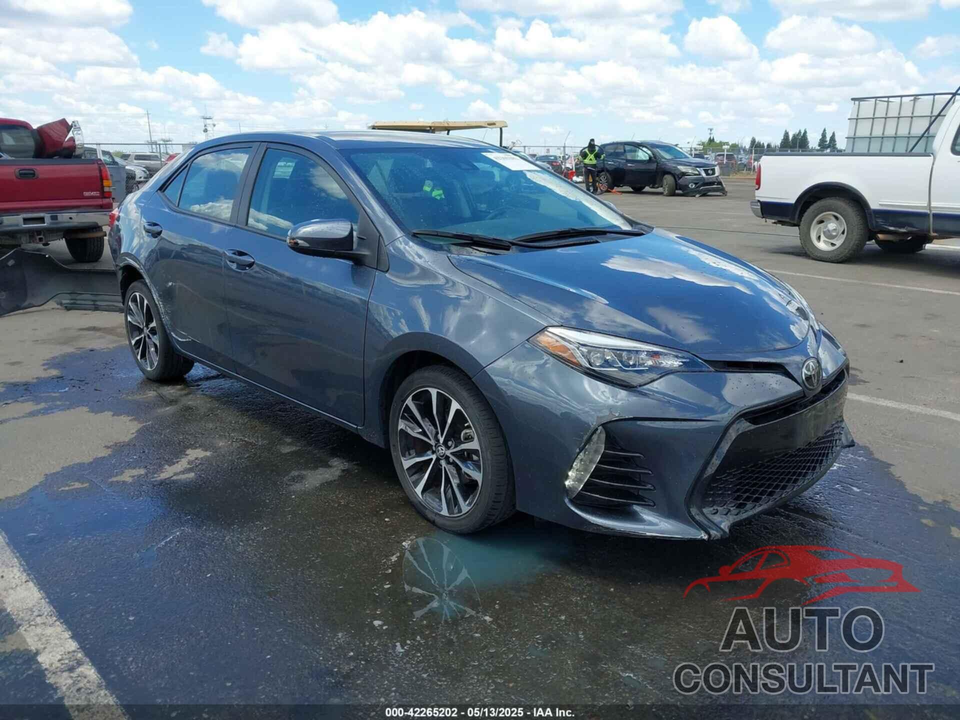 TOYOTA COROLLA 2018 - 2T1BURHE5JC019314