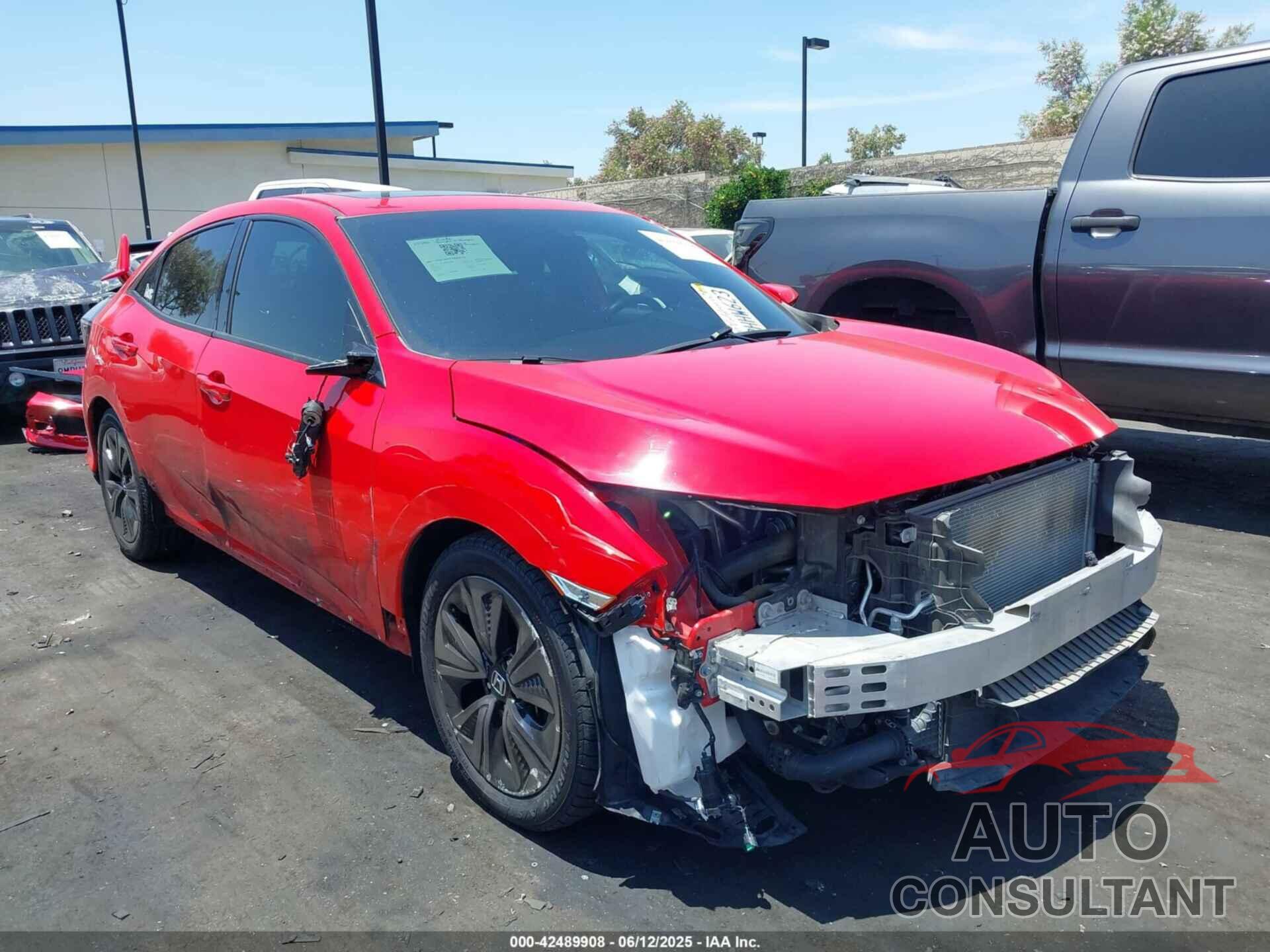 HONDA CIVIC 2017 - SHHFK7H58HU227543