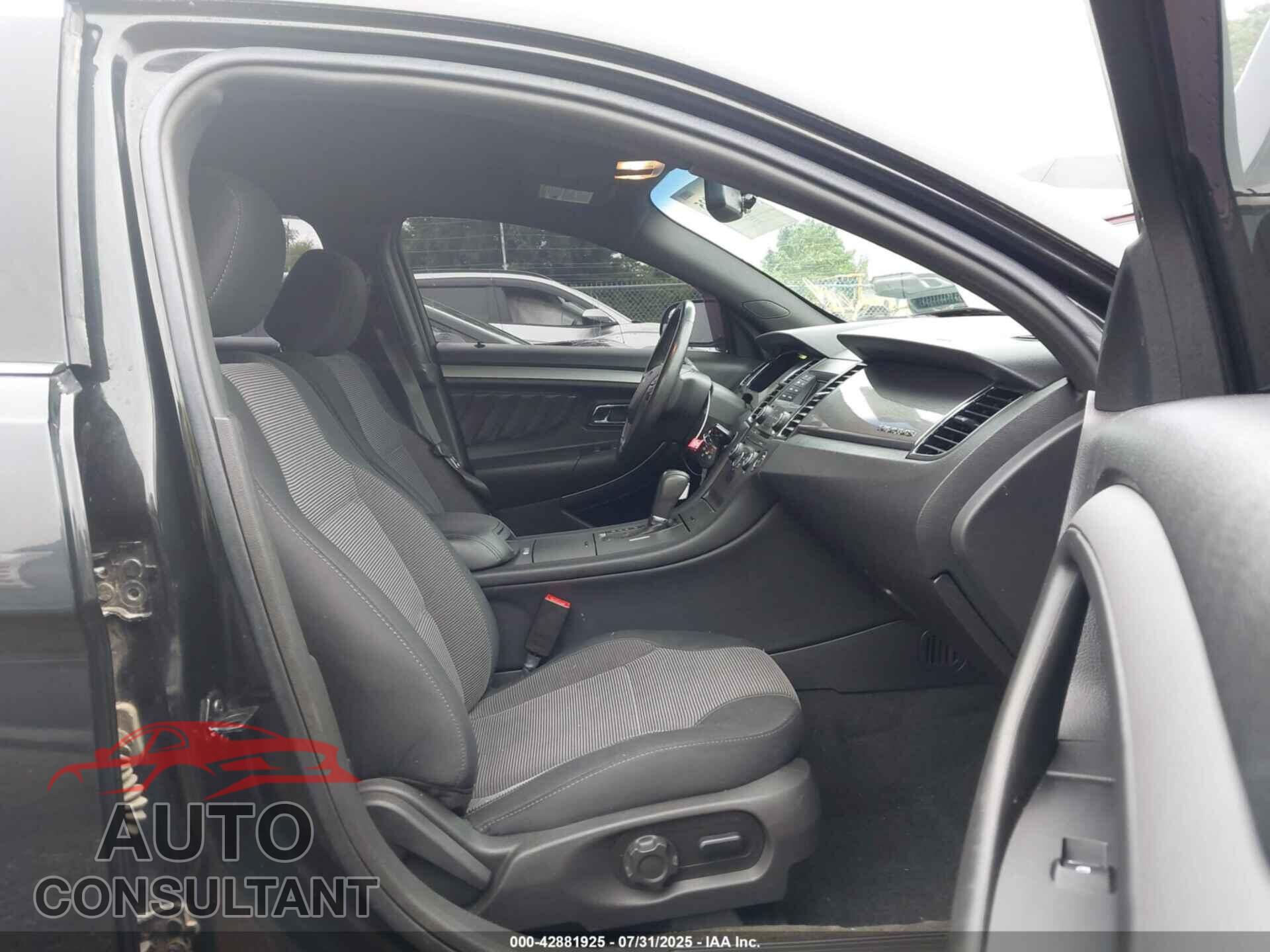 FORD TAURUS 2013 - 1FAHP2E85DG216468
