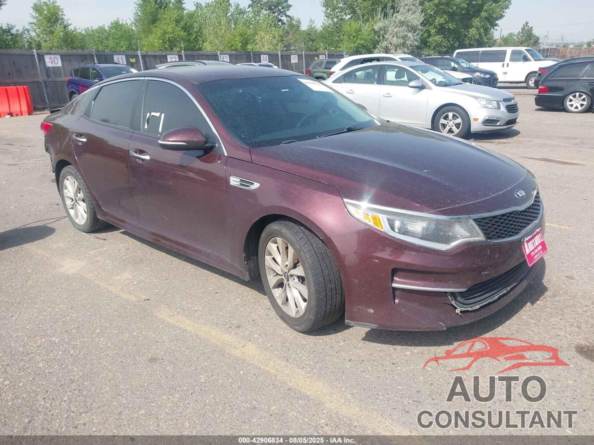 KIA OPTIMA 2017 - 5XXGT4L38HG145655