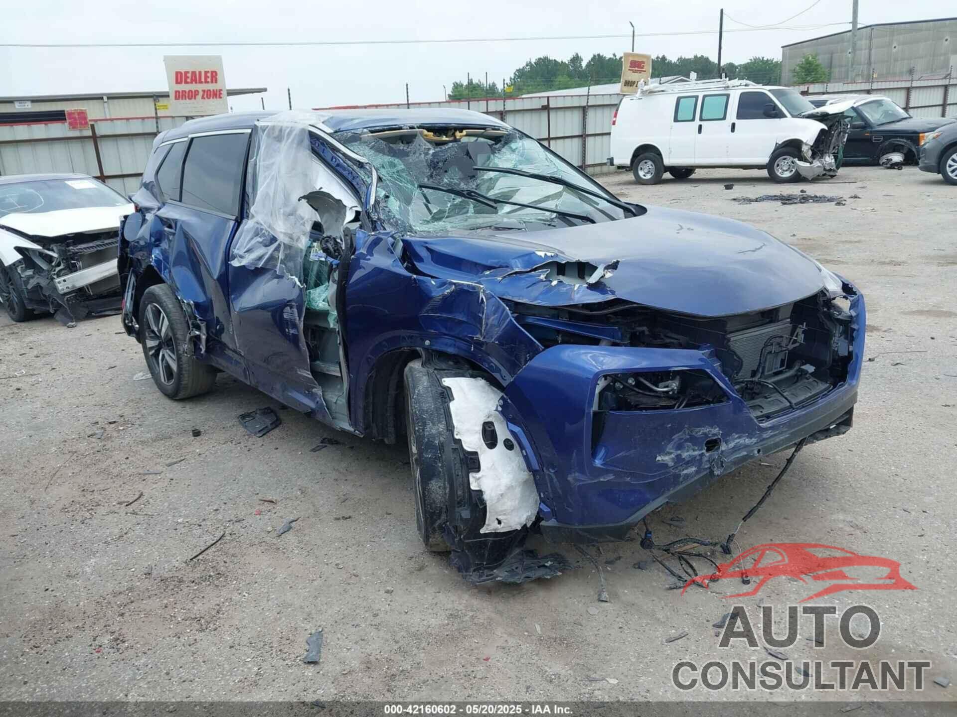 NISSAN ROGUE 2023 - JN8BT3CB0PW464111