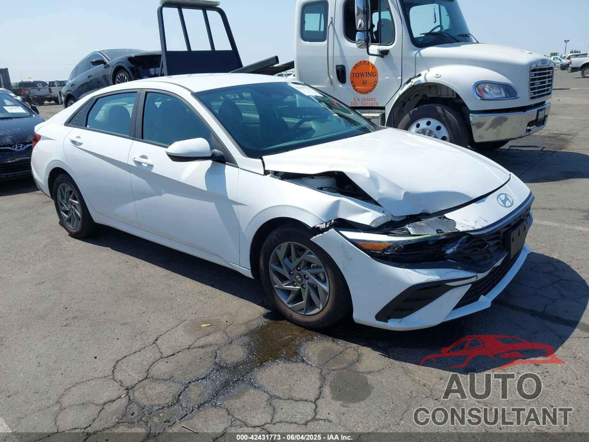 HYUNDAI ELANTRA 2024 - KMHLM4DG5RU640383