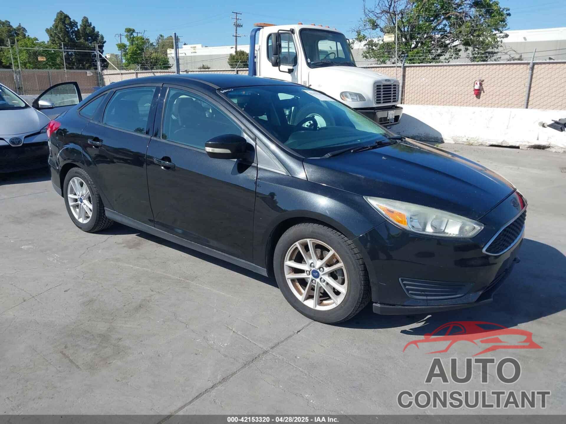FORD FOCUS 2015 - 1FADP3F23FL313614