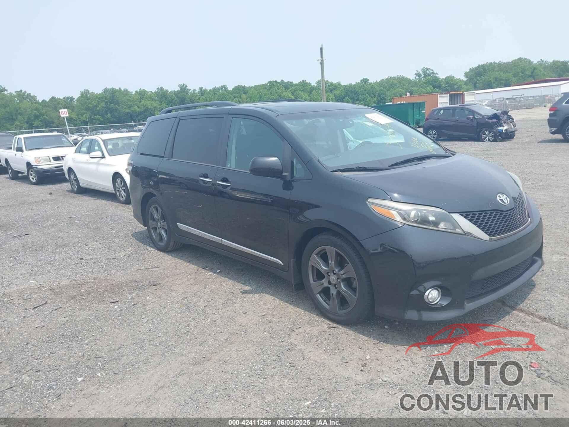 TOYOTA SIENNA 2017 - 5TDXZ3DC0HS890440