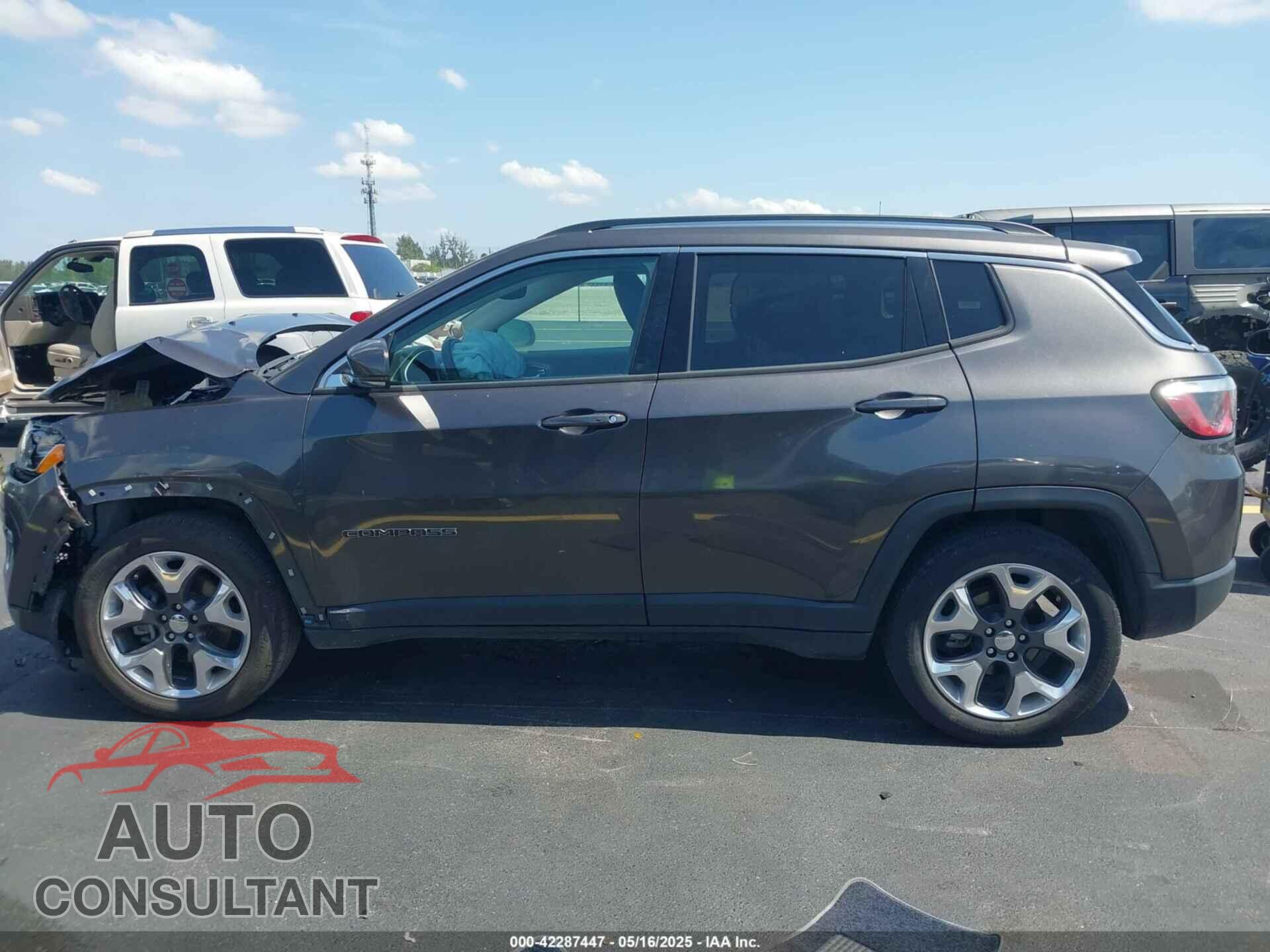 JEEP COMPASS 2019 - 3C4NJCCB2KT660077