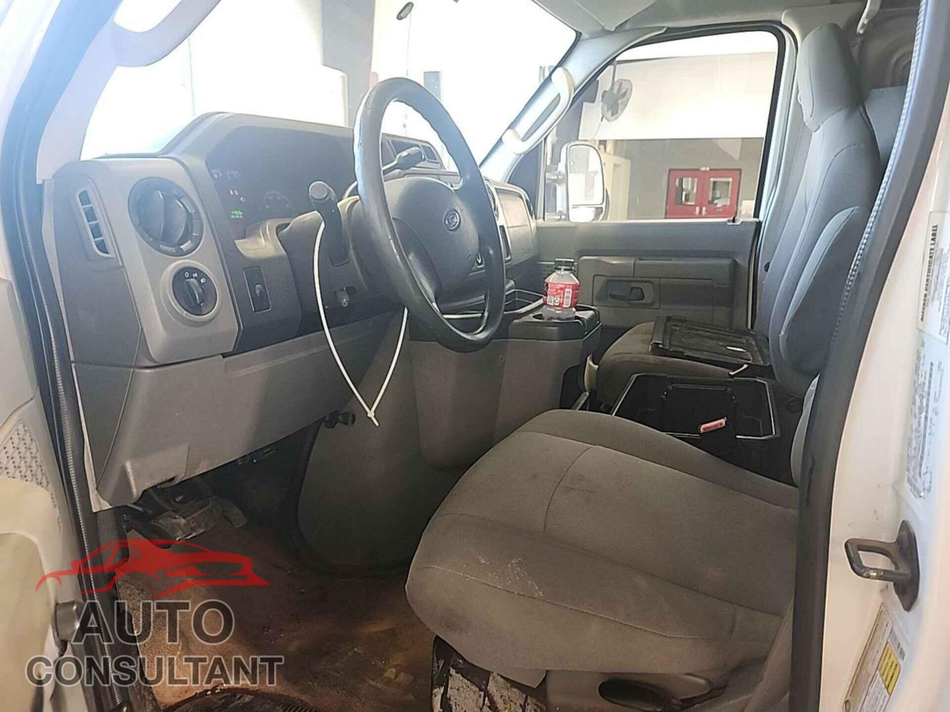 FORD ECONOLINE 2010 - 1FTNE2EW4ADA72071