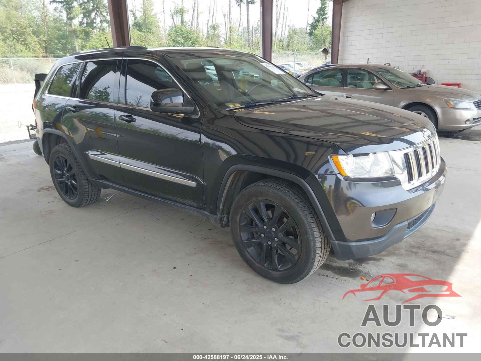 JEEP GRAND CHEROKEE 2011 - 1J4RR4GGXBC550728