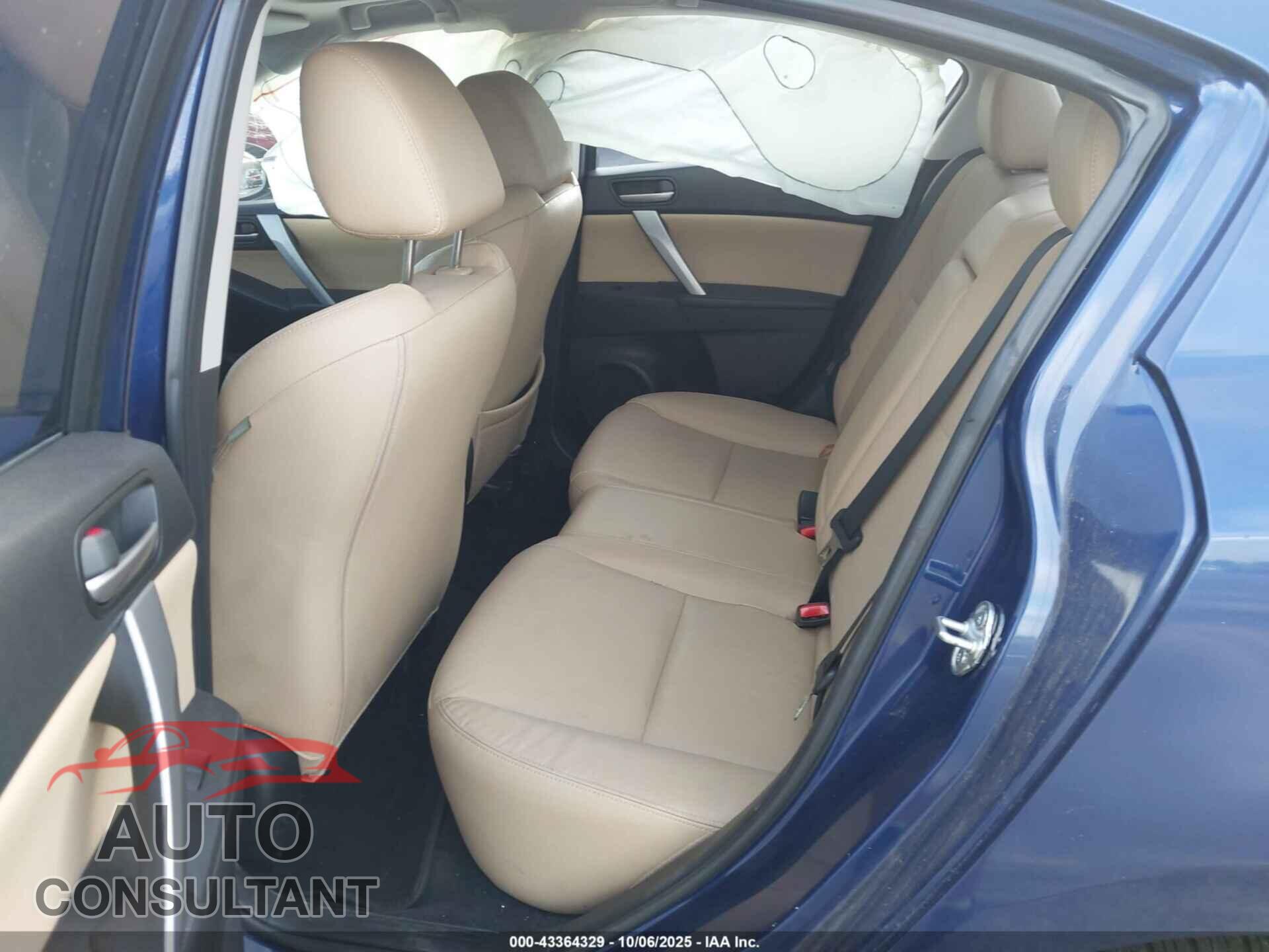 MAZDA MAZDA3 2012 - JM1BL1W79C1693580