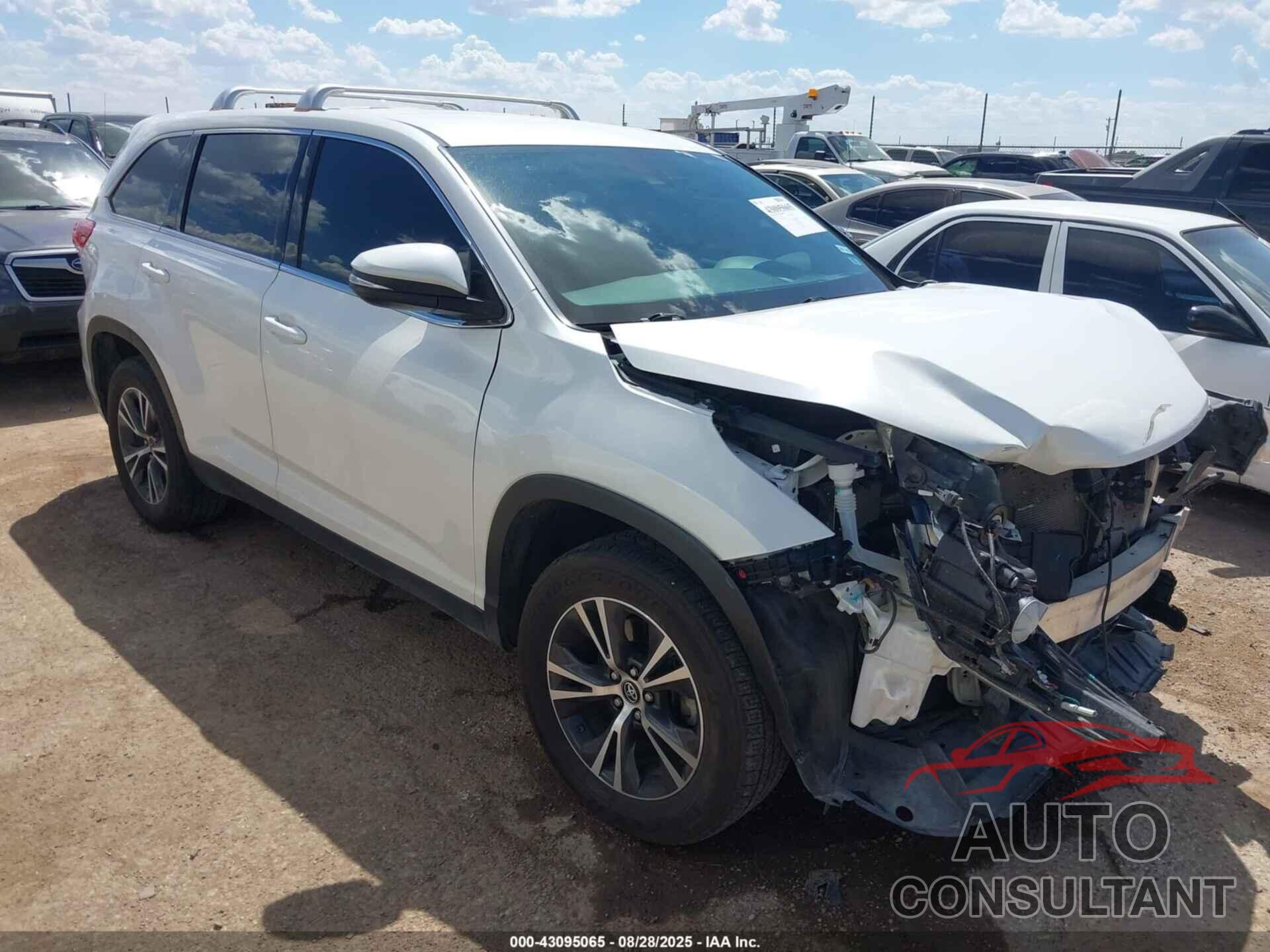 TOYOTA HIGHLANDER 2019 - 5TDZARFH5KS054805