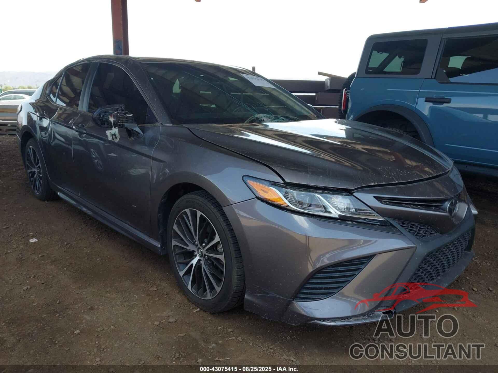 TOYOTA CAMRY 2019 - 4T1B11HK1KU728385