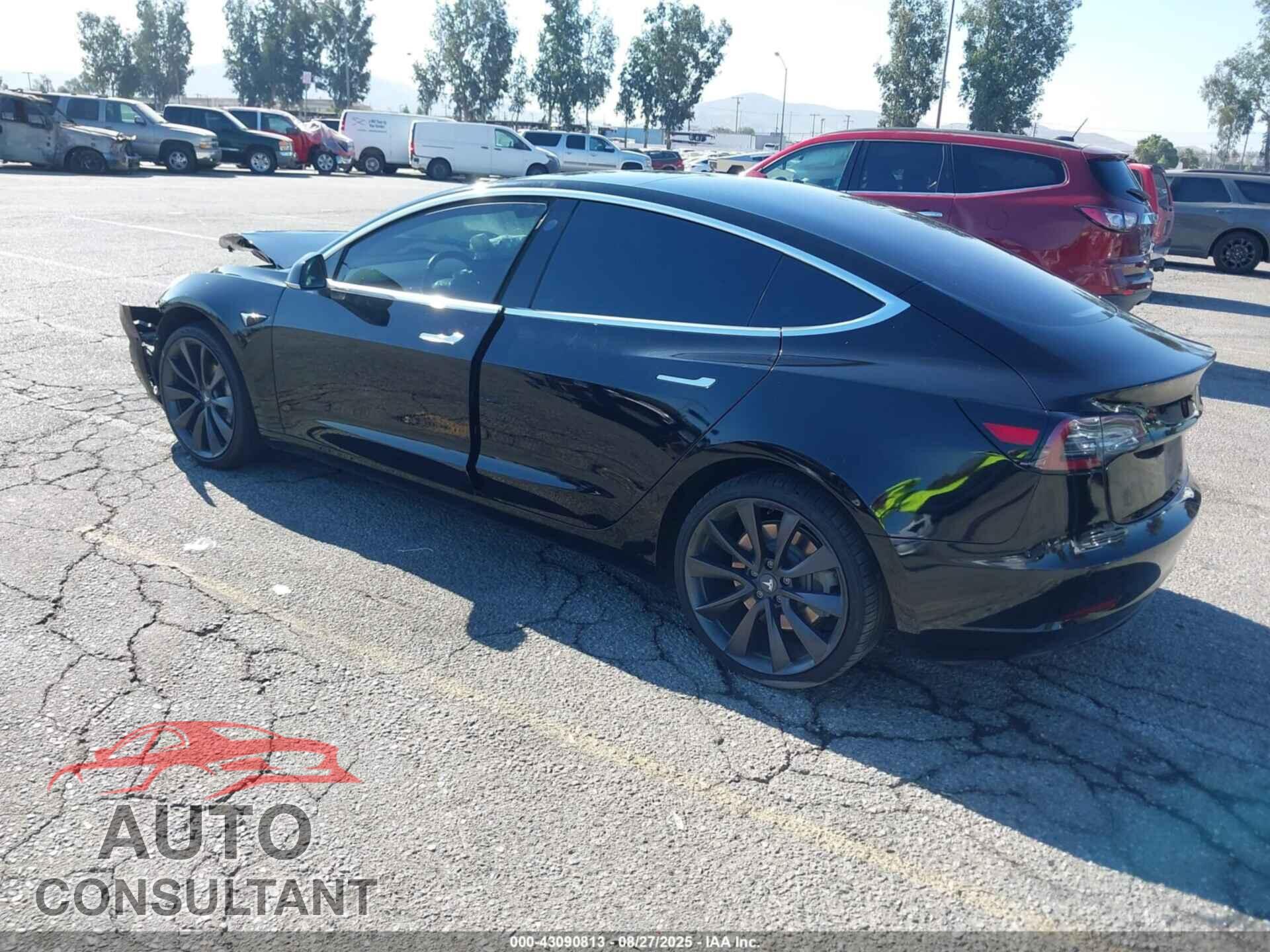 TESLA MODEL 3 2018 - 5YJ3E1EA5JF176213