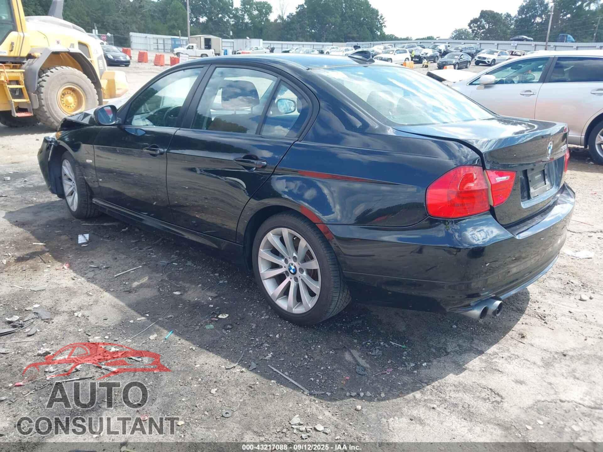 BMW 328I 2011 - WBAPH7C50BE682548