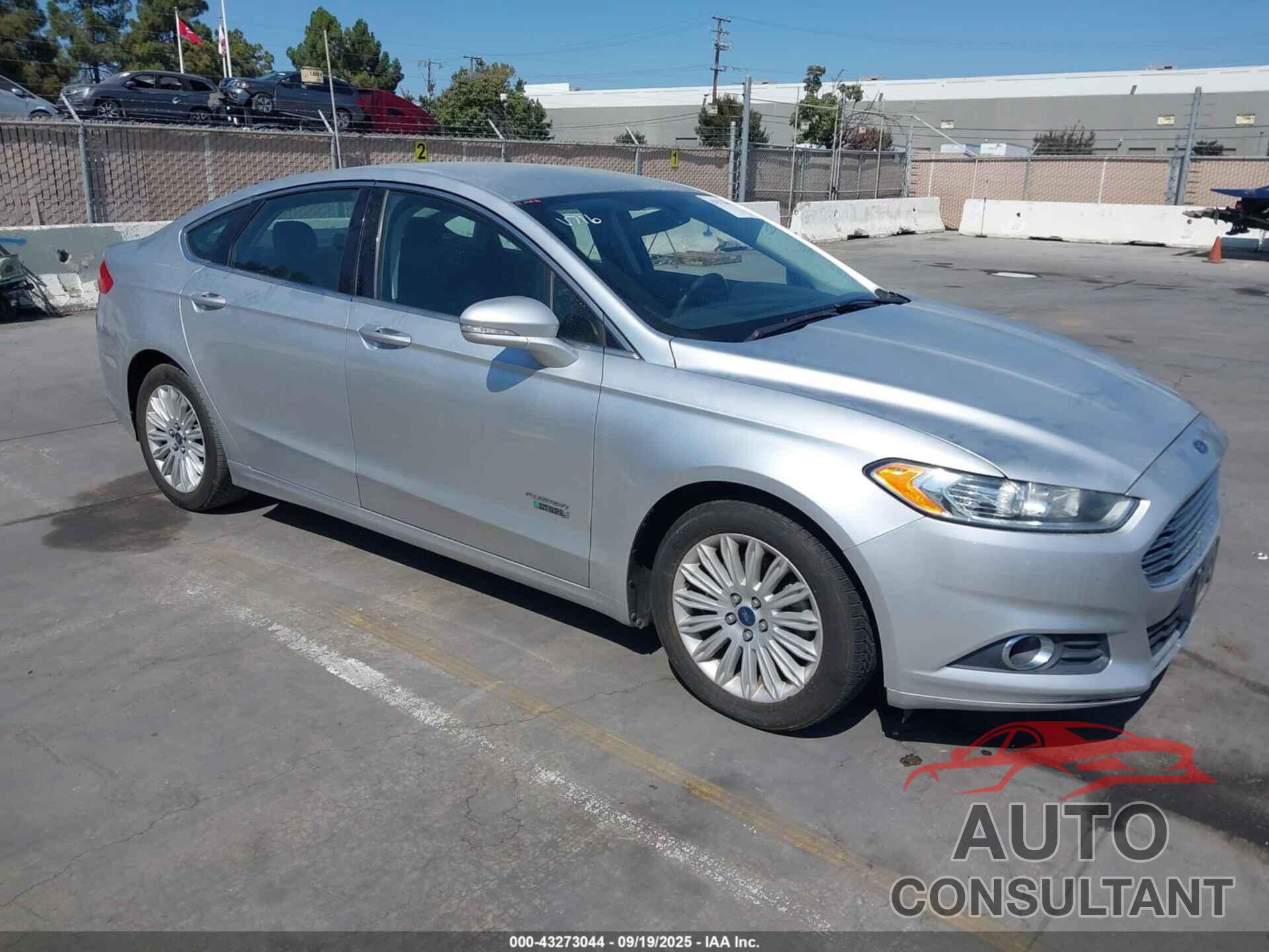FORD FUSION ENERGI 2014 - 3FA6P0PU2ER122497