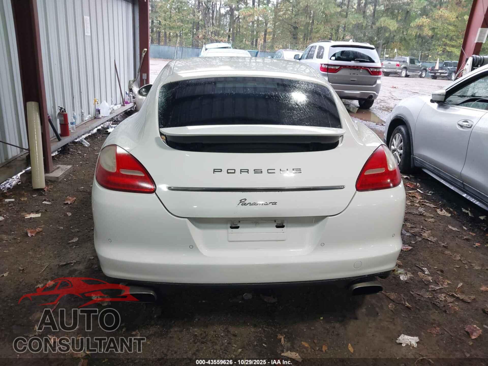 PORSCHE PANAMERA 2011 - WP0AA2A78BL015520