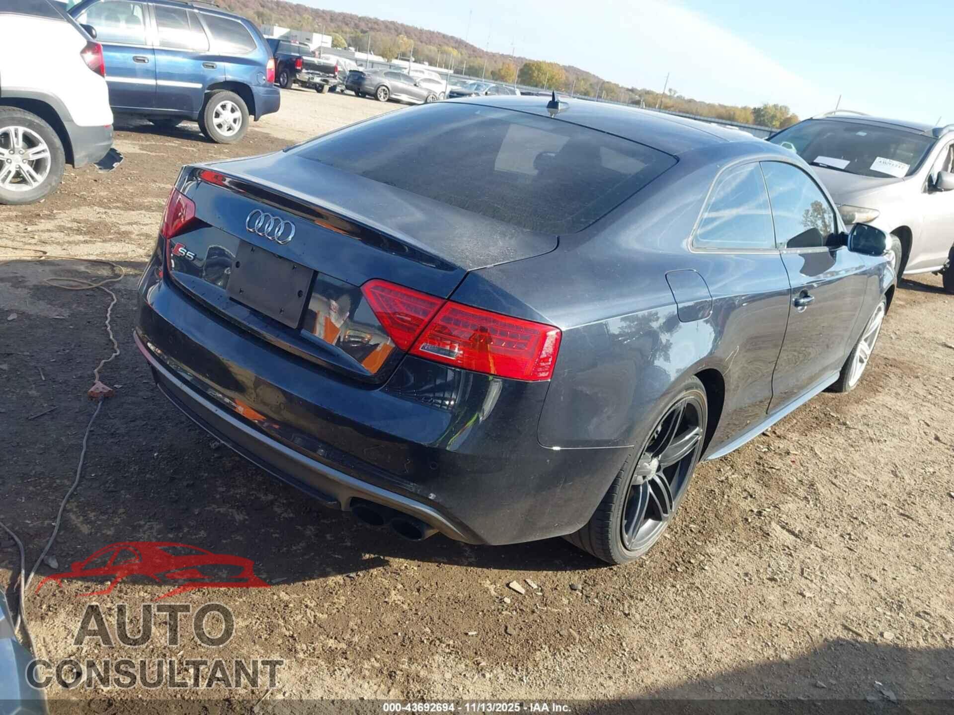 AUDI S5 2014 - WAUCGAFR2EA060915
