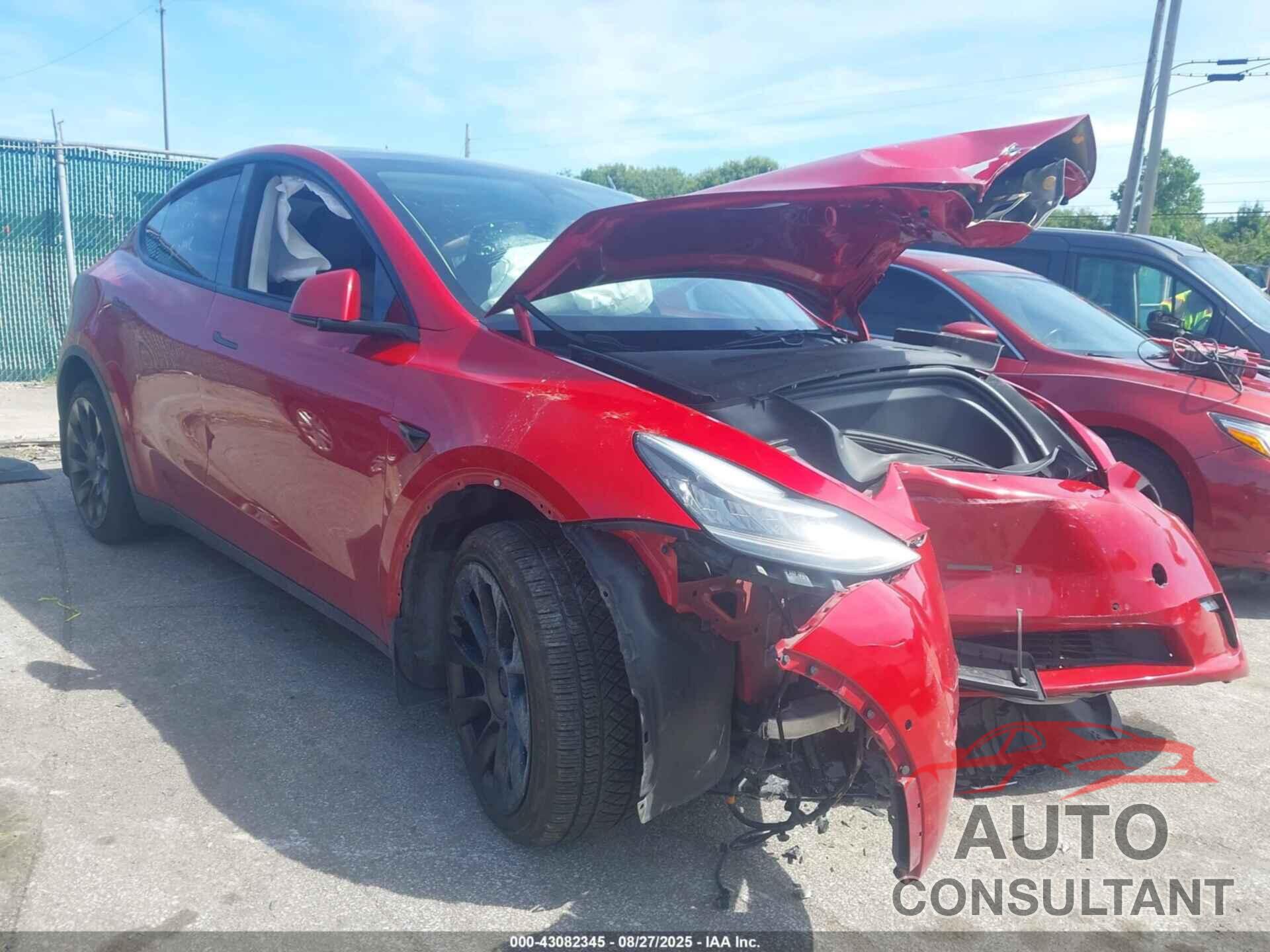 TESLA MODEL Y 2021 - 5YJYGDEEXMF084622