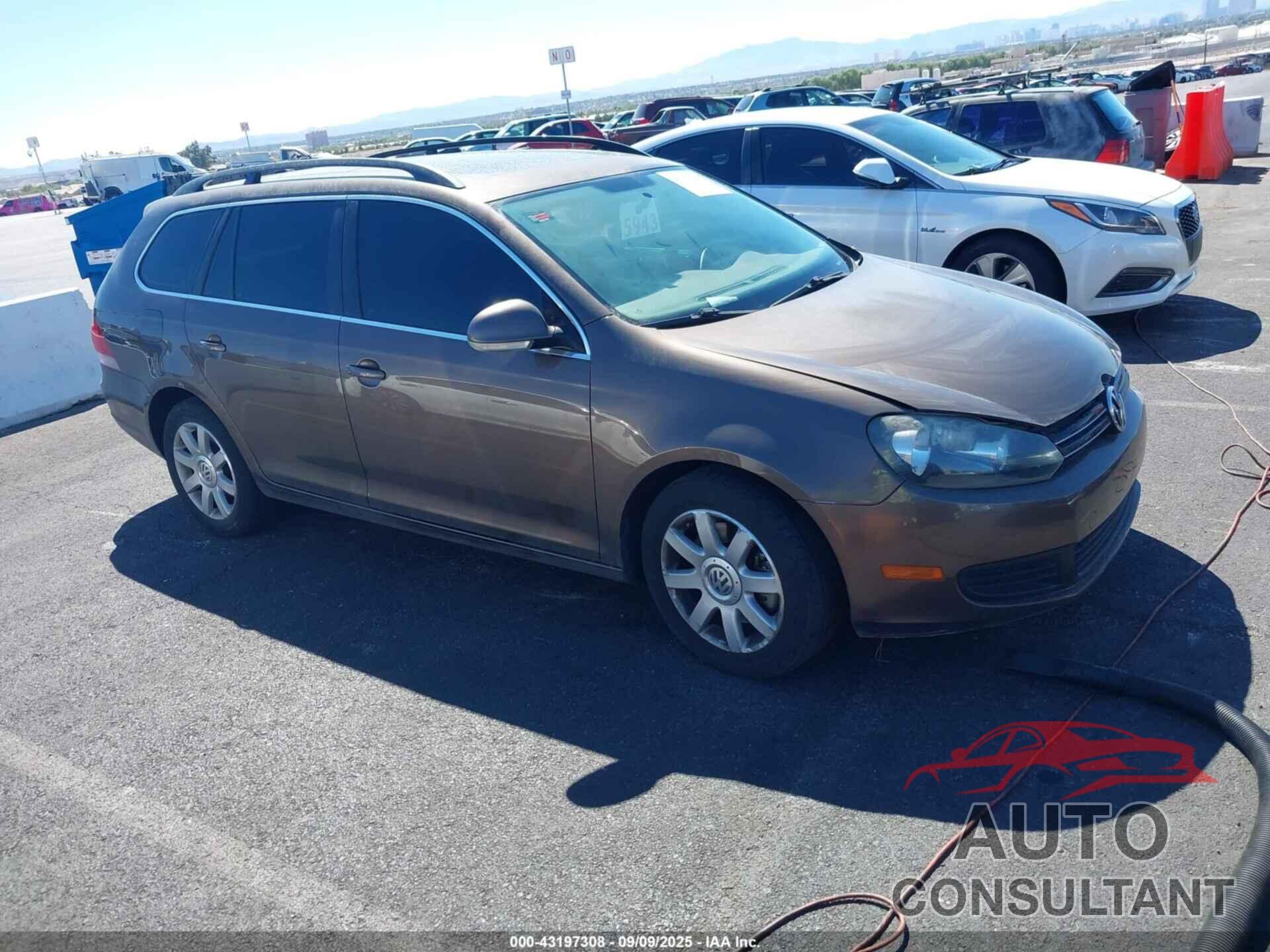 VOLKSWAGEN JETTA SPORTWAGEN 2011 - 3VWPL7AJ0BM602335
