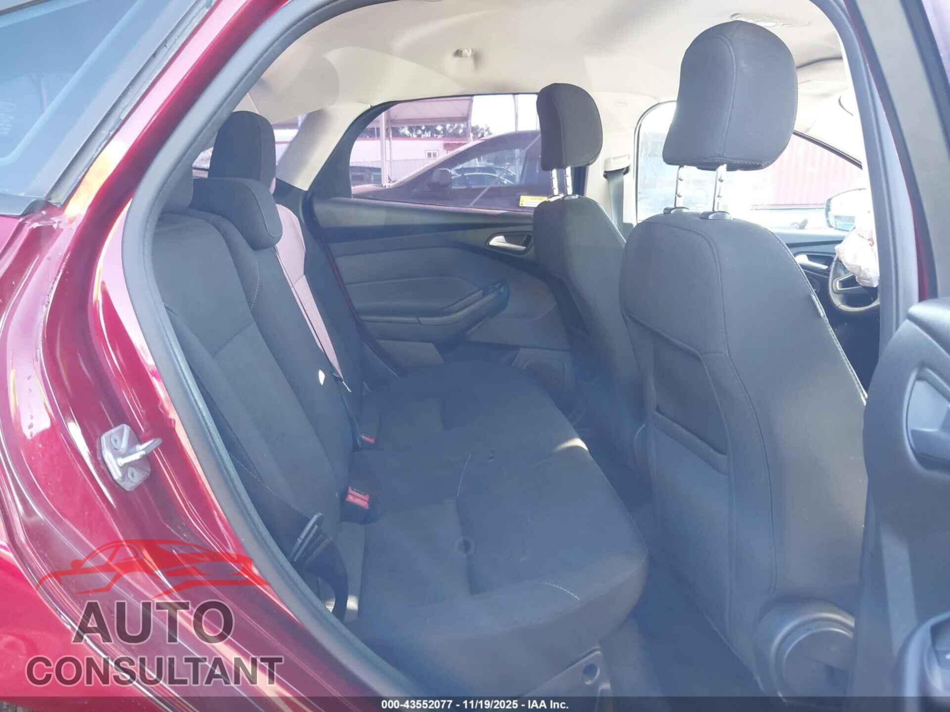 FORD FOCUS 2016 - 1FADP3F28GL289232
