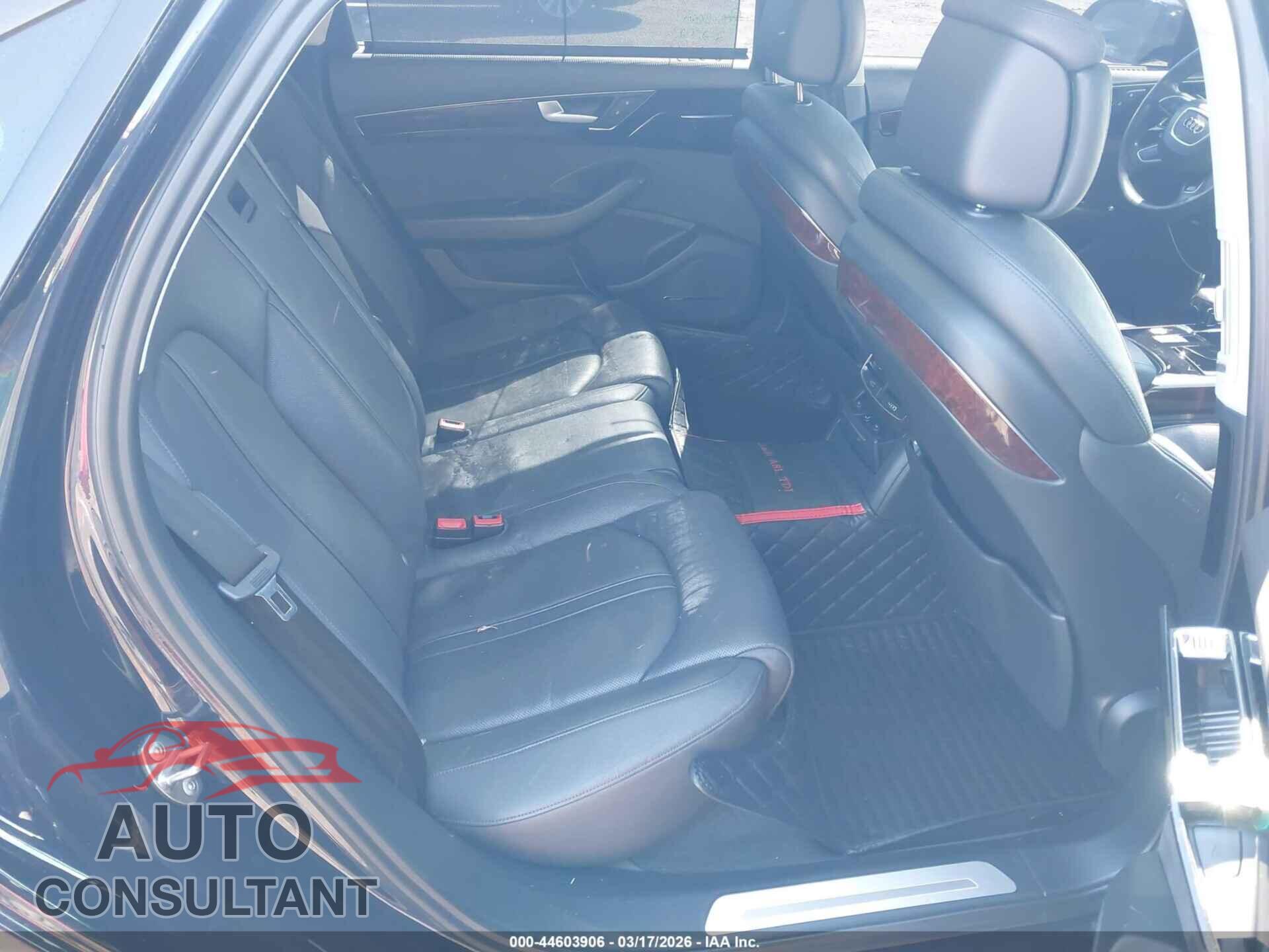 AUDI A8 L 2014 - WAURMAFD4EN001039
