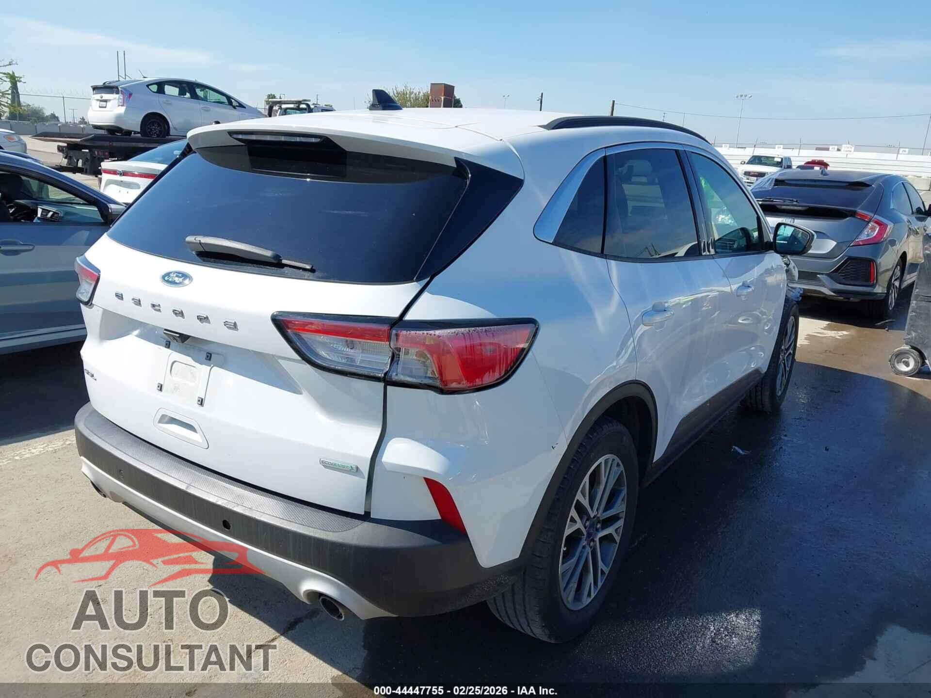 FORD ESCAPE 2020 - 1FMCU0H66LUA14830