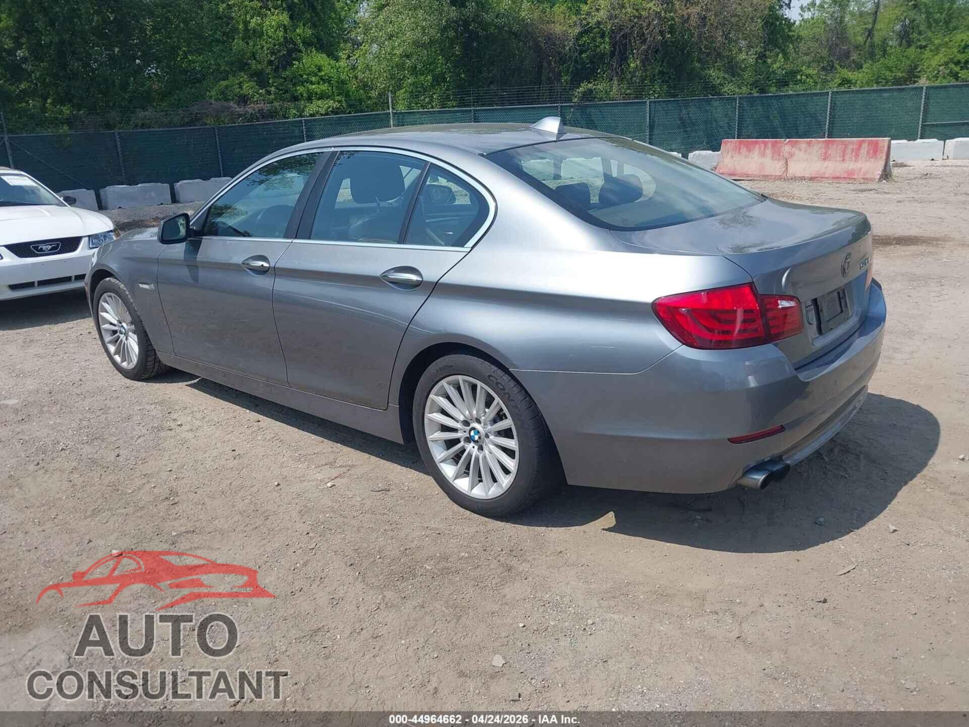 BMW 528I 2013 - WBAXG5C54DD229940