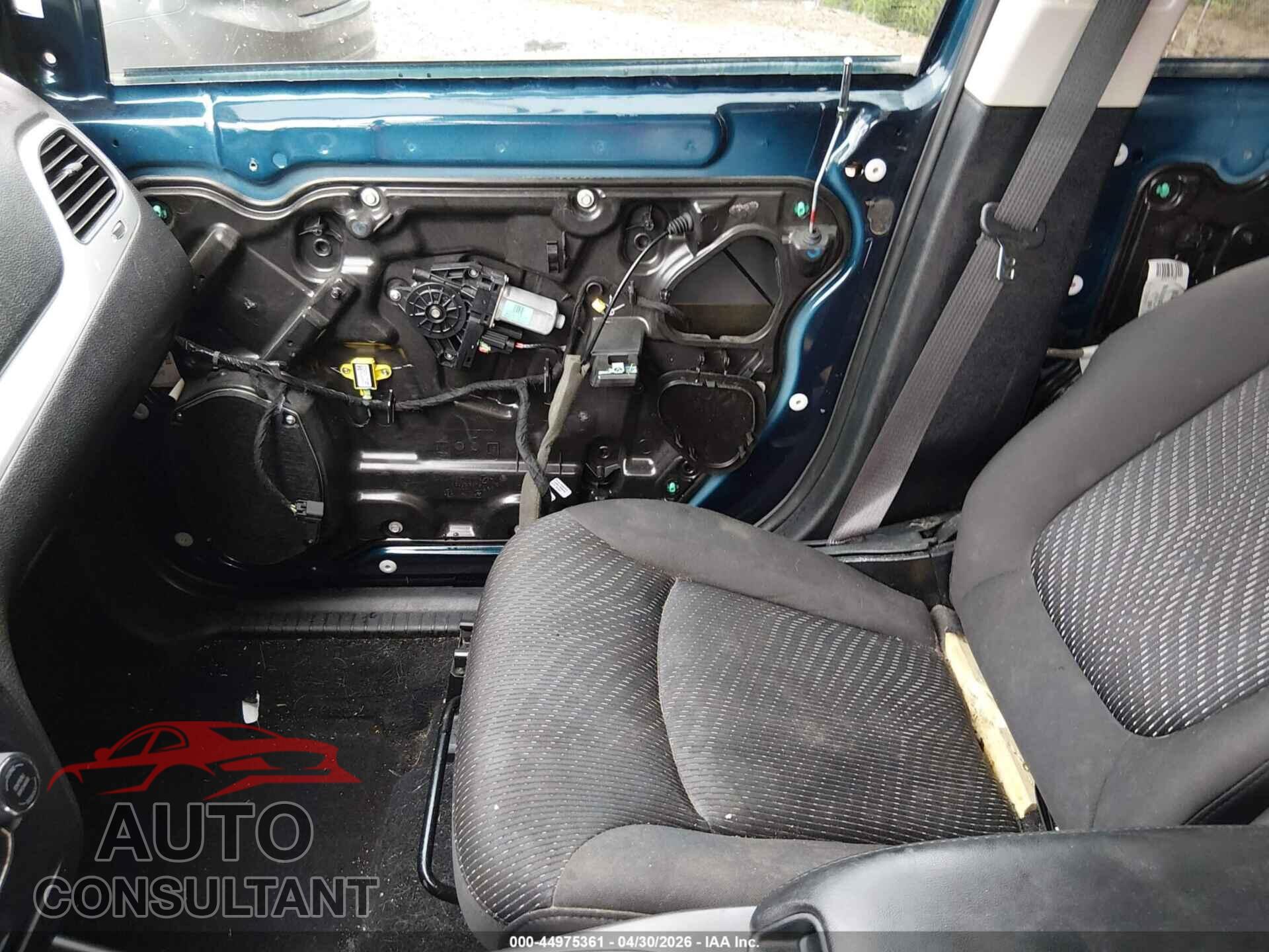 DODGE JOURNEY 2015 - 3C4PDCBB2FT737005