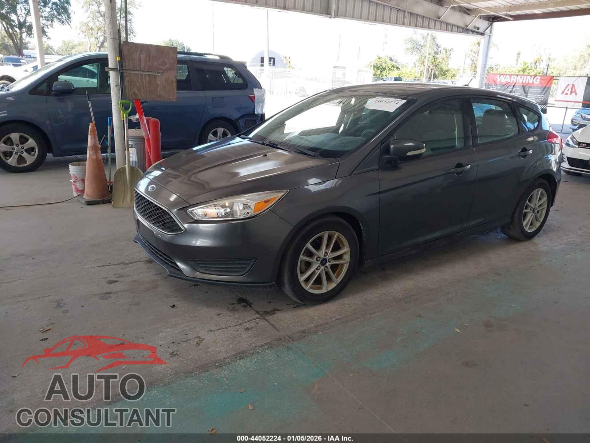 FORD FOCUS 2017 - 1FADP3K20HL337796